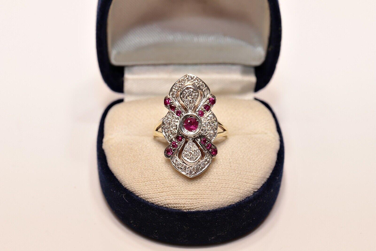 In very good condition.
Total weight 5.9 grams.
Totally is diamond 0.60 carat.
The diamond is has vvs-vs clarity and G-H color.
Totally is ruby  0.40 carat.
Ring size is US 6.3 (We offer free resizing)
We can make any size.
Box is not
