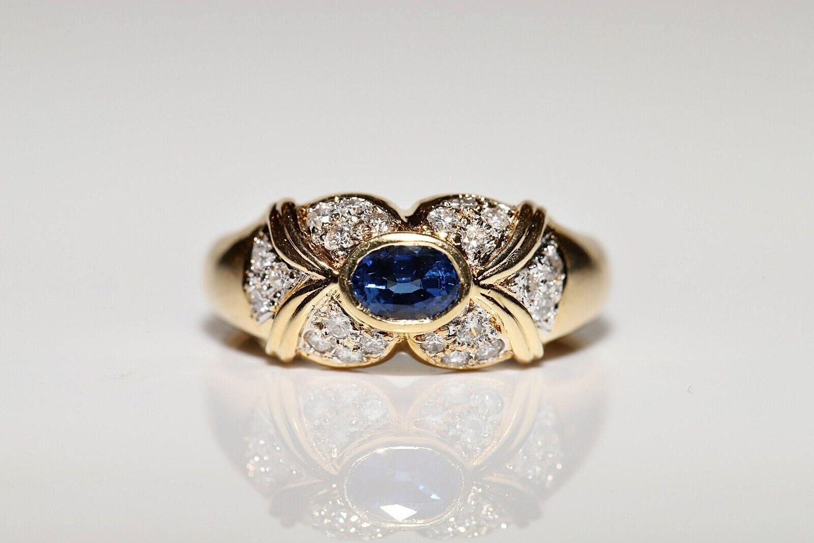 Vintage Original 18k Gold Circa 1980s Natural Diamond And Sapphire Ring For Sale 9
