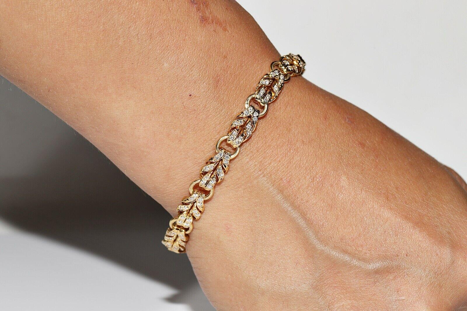 Bracciale originale d'epoca in oro 18 carati, circa anni '80, con diamanti naturali decorati in vendita 7