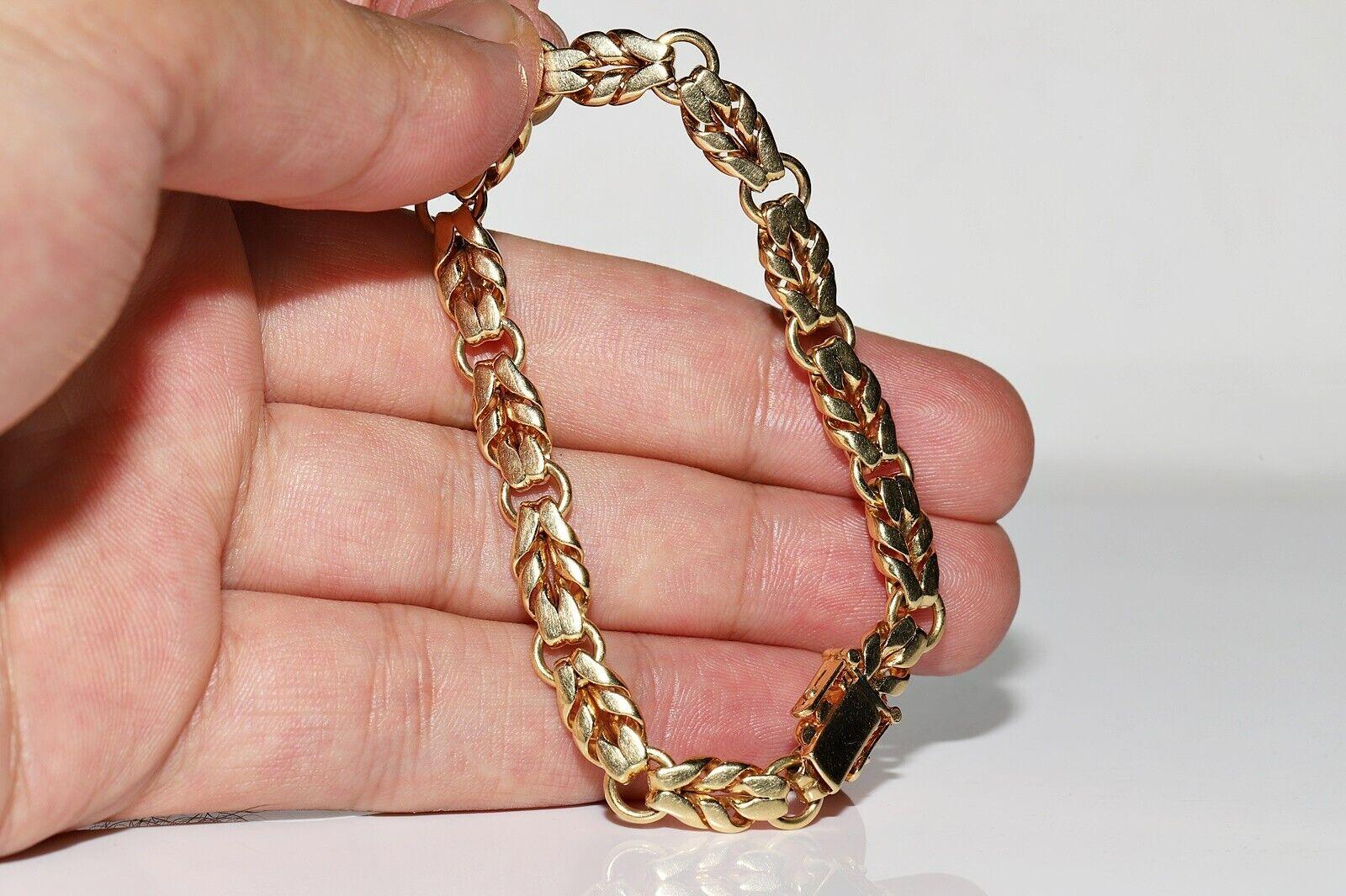 Bracciale originale d'epoca in oro 18 carati, circa anni '80, con diamanti naturali decorati in vendita 3