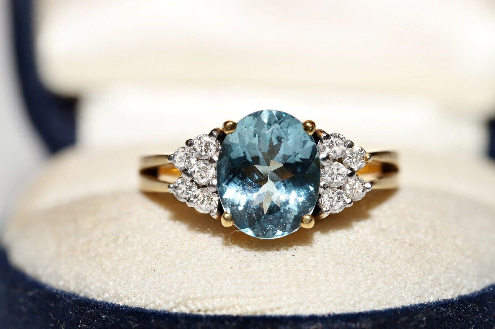 Vintage Original 18k Gold Natural Diamond And Aquamarine Decorated Ring For Sale 4