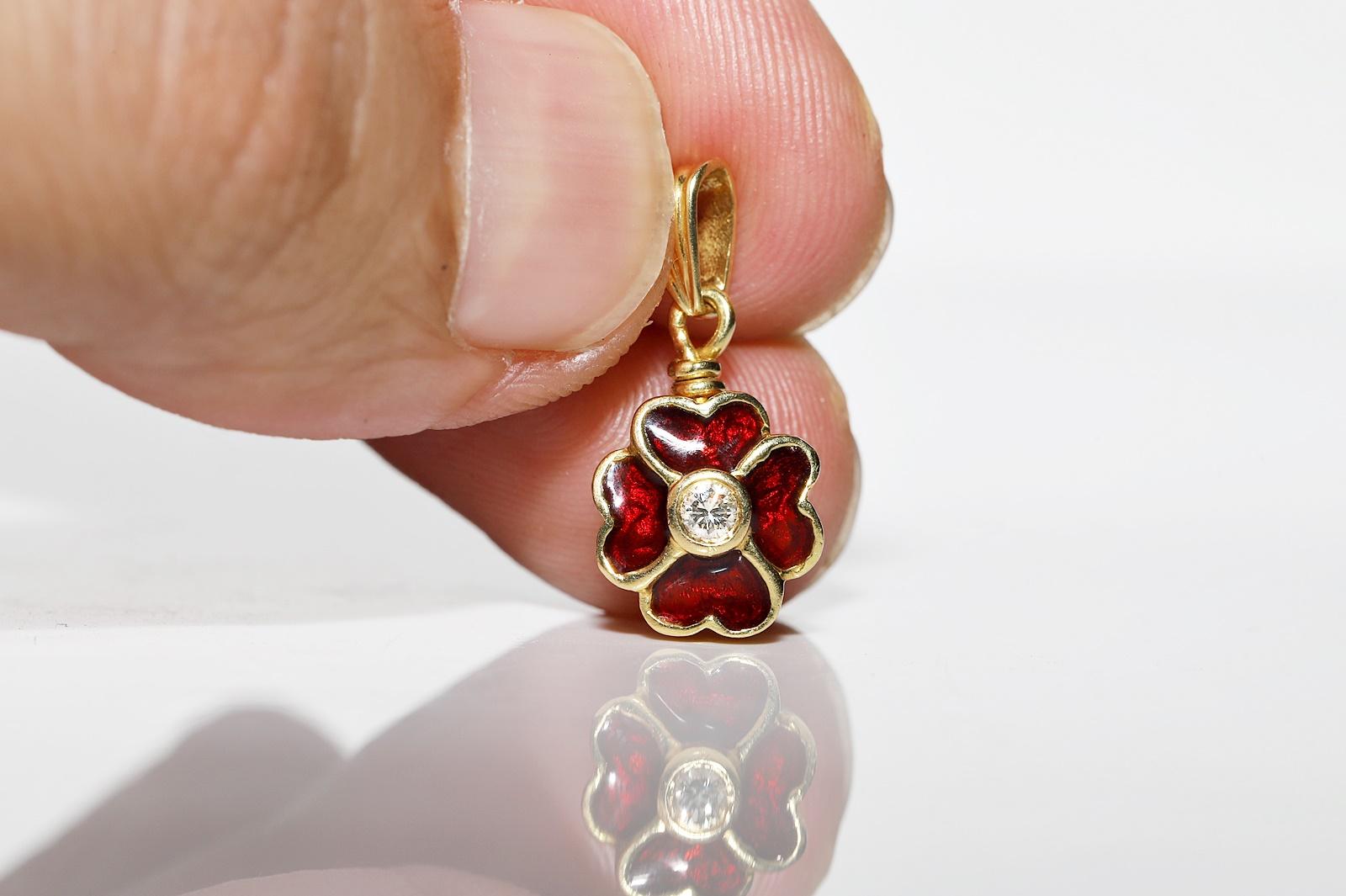 Retro Vintage Original 18k Gold Natural Diamond Decorated Enamel Pendant For Sale