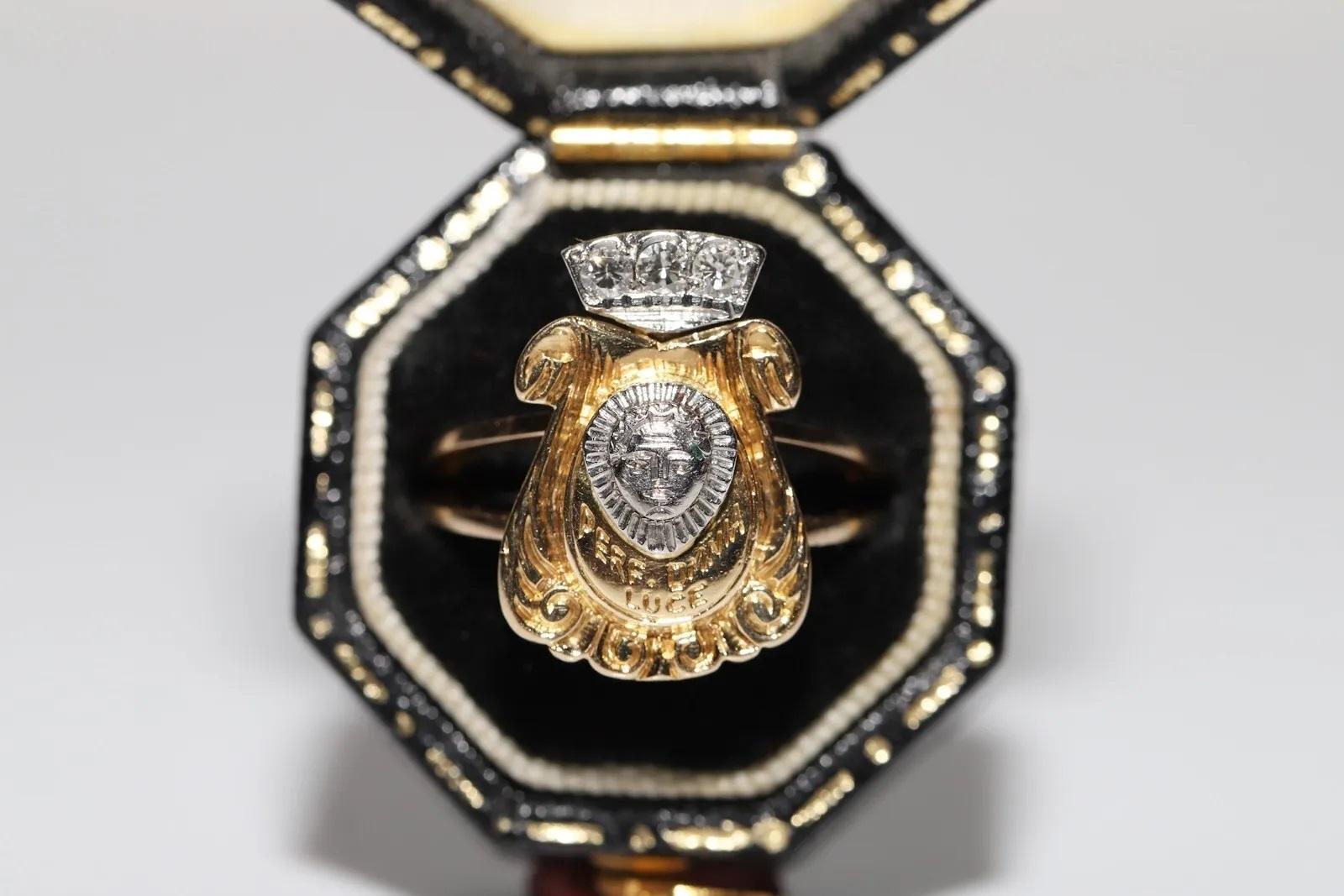 In very good condition.
Total weight is 5.4 grams.
Totally is diamond about 0.15 carat.
The diamond is has G-H color and vs-vvs-s1 clarity.
Ring size is US 5.7
We can make any size.
Box is not included.
Please contact for any questions.