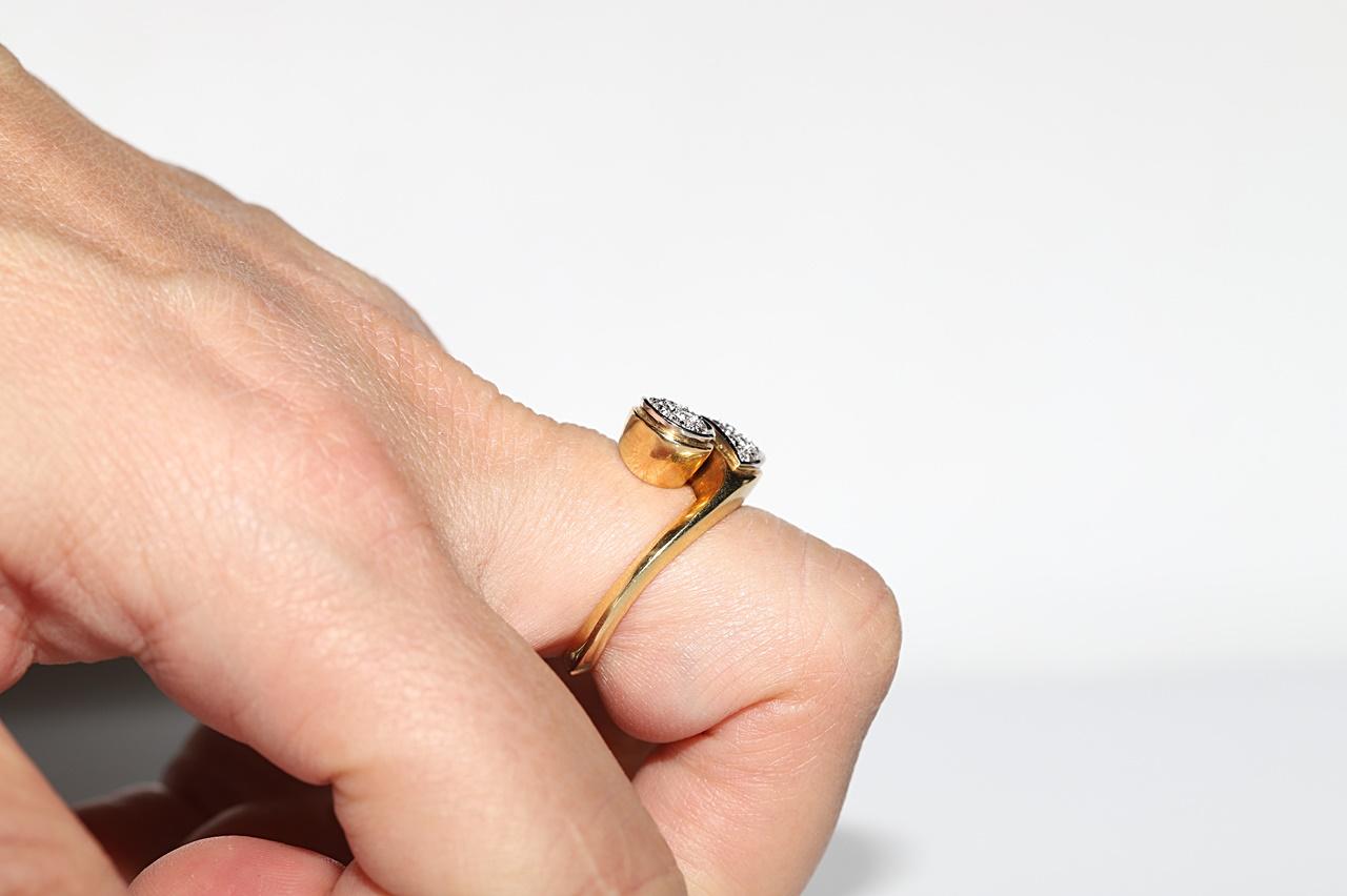 Anillo bonito decorado con diamantes naturales de oro de 18 quilates original vintage de los años 80 en venta 8