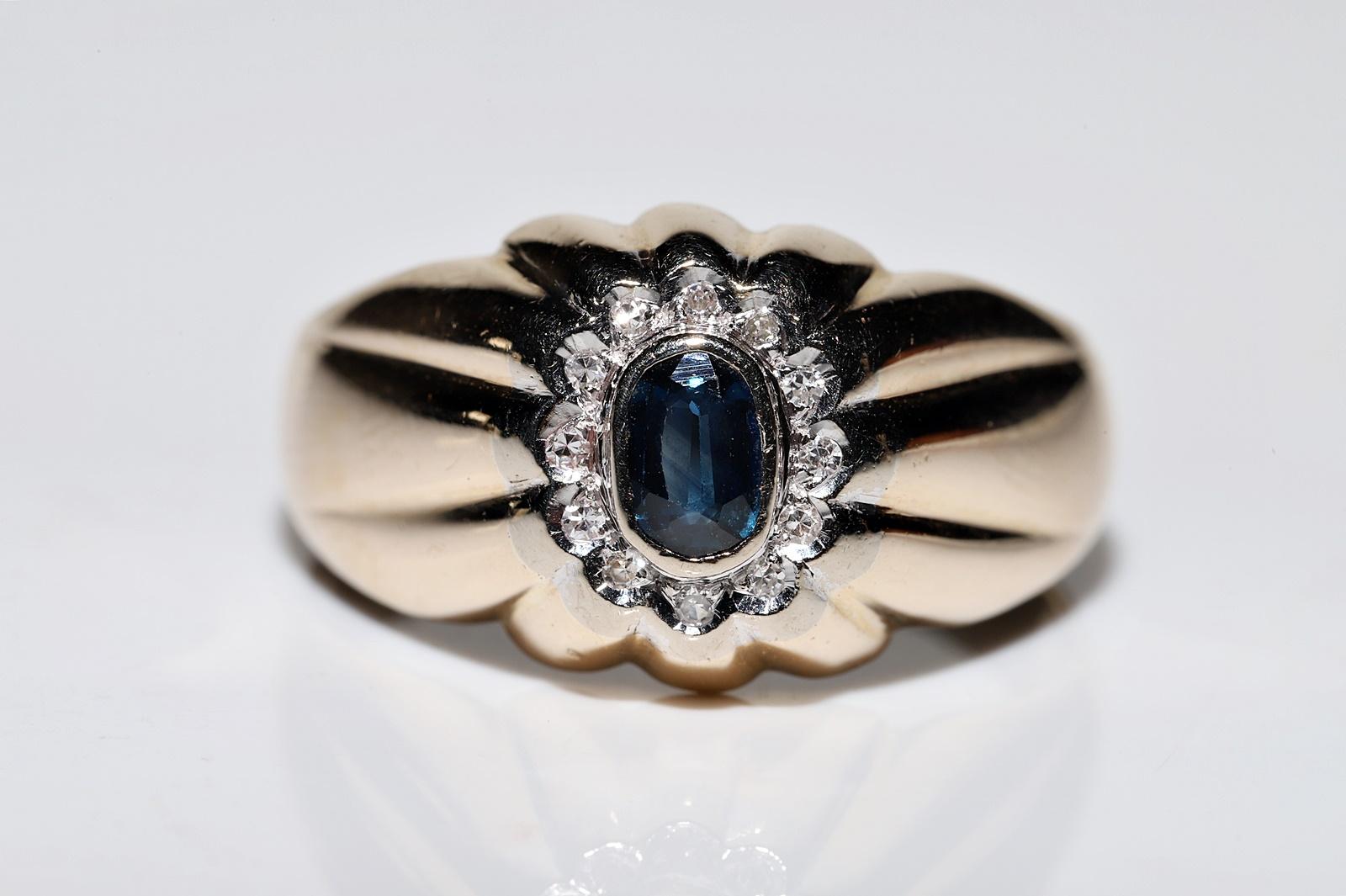 In sehr gutem Zustand.
Das Gesamtgewicht beträgt  7,6 Gramm.
Insgesamt ist etwa  0,10 Karat natürlicher Diamant.
Insgesamt etwa 0,45 ct natürlichen Saphir.
Der Diamant ist vs-s1 Klarheit und H Farbe hat.
Ring Größe ist US 11.5 (Wir bieten kostenlose