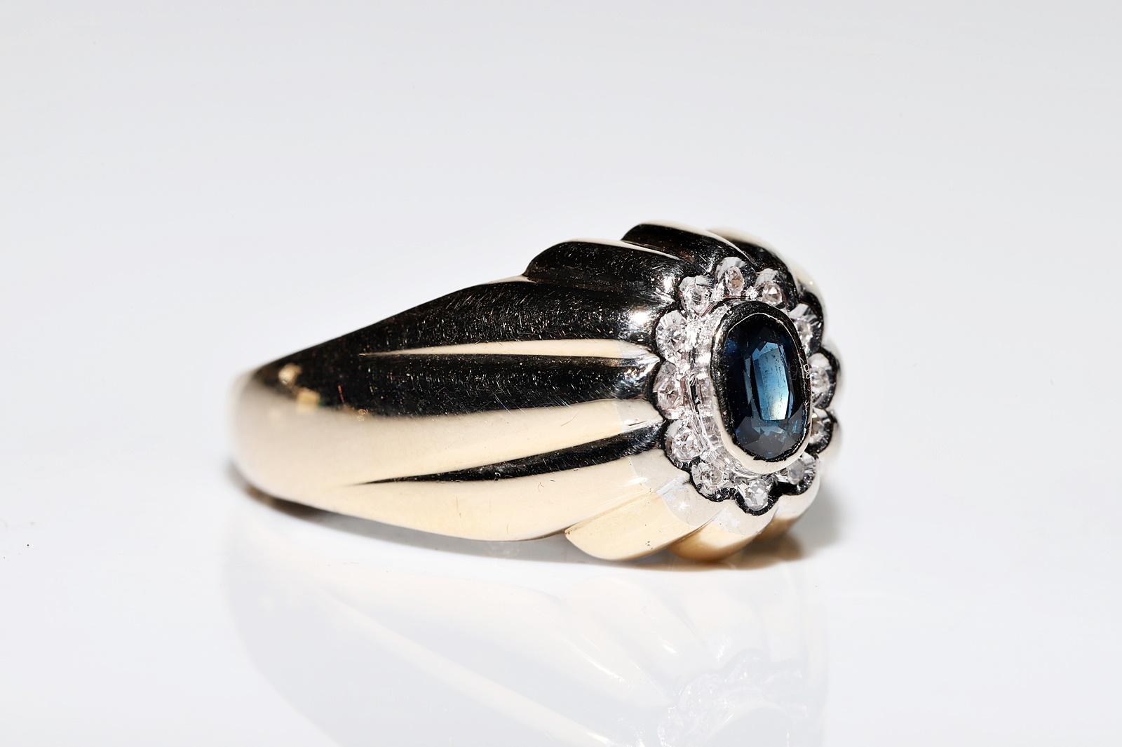Retro Vintage Original Circa 1970s Natural Diamond And Sapphire Decorated Ring For Sale