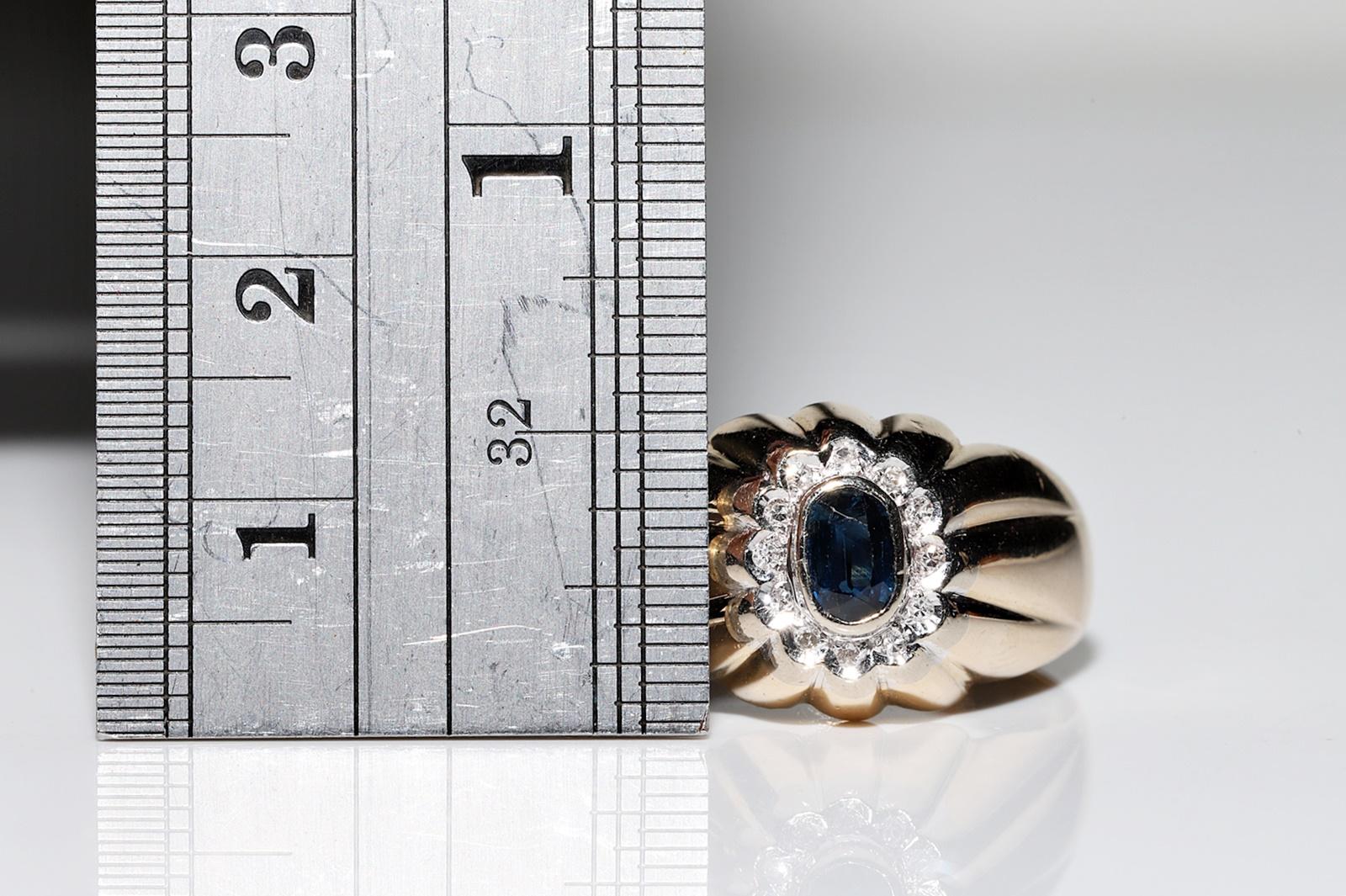 Vintage Original Circa 1970s Natural Diamond And Sapphire Decorated Ring For Sale 2