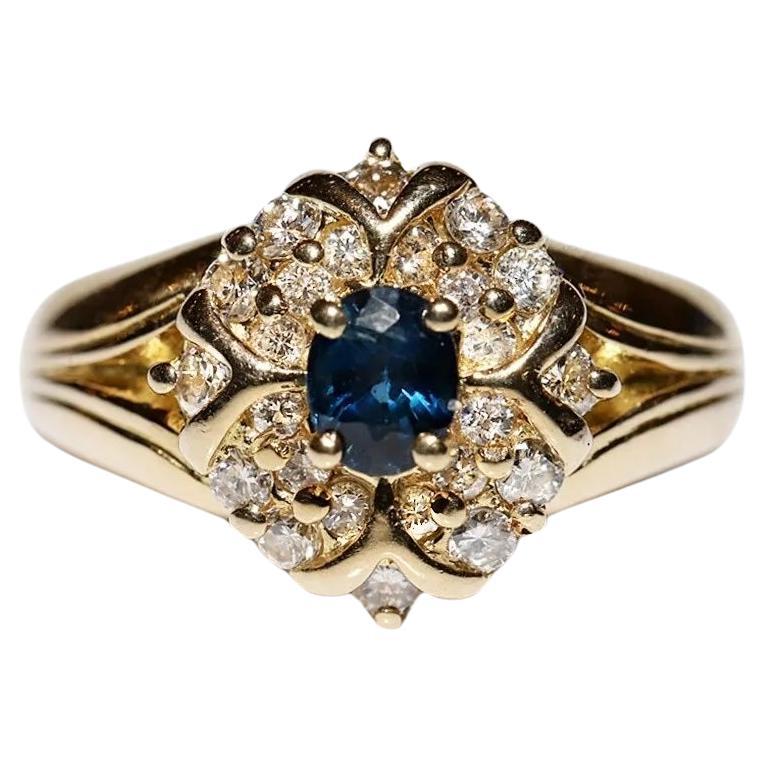 Vintage Original Circa 1980s 18k Gold Natural Diamond And Sapphire Ring For Sale
