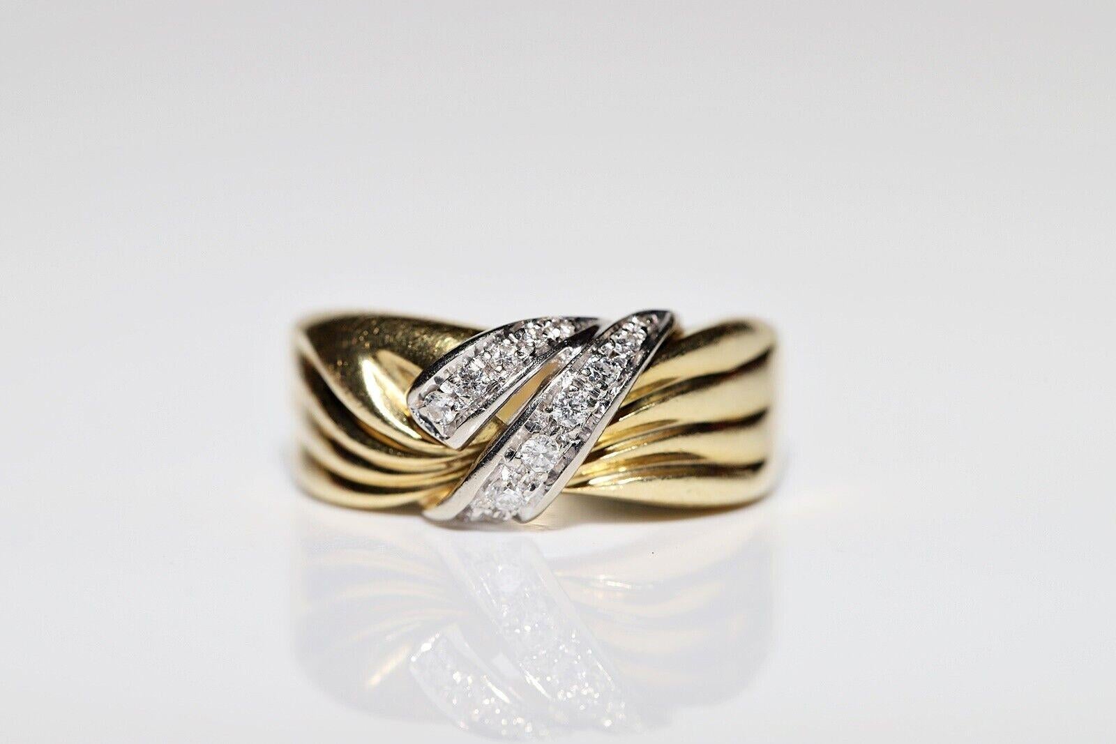 Brilliant Cut Vintage Original Circa 1980s 18k Gold Natural Diamond Band Ring For Sale