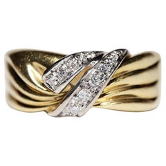 Vintage Original Circa 1980s 18k Gold Natural Diamond Band Ring