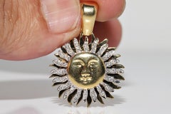 Vintage Original Circa 1980s 18k Gold Natural Diamond Decorated Sun Pendant