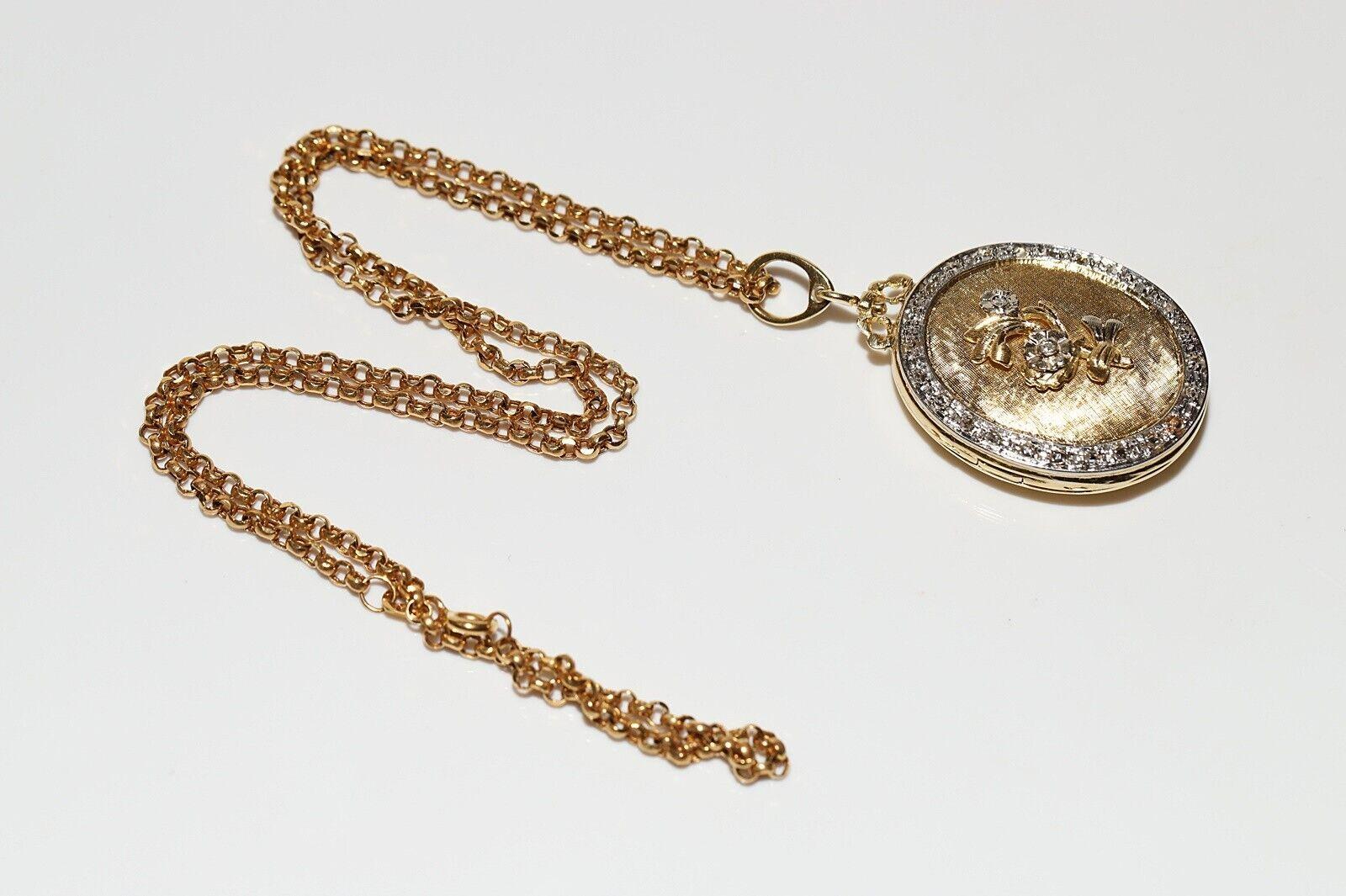 Vintage Original Circa 1980s 18k Gold Natural Diamond Pendant Necklace  For Sale 7