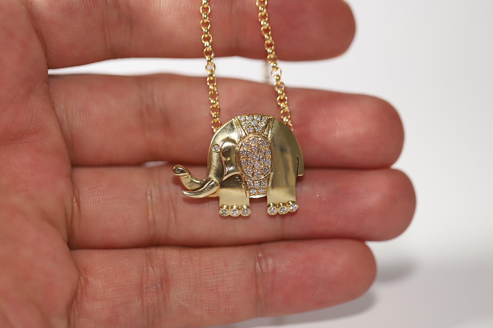 Vintage Original Circa 1990s 14k Gold Natural Diamond  Elephant Necklace For Sale 3