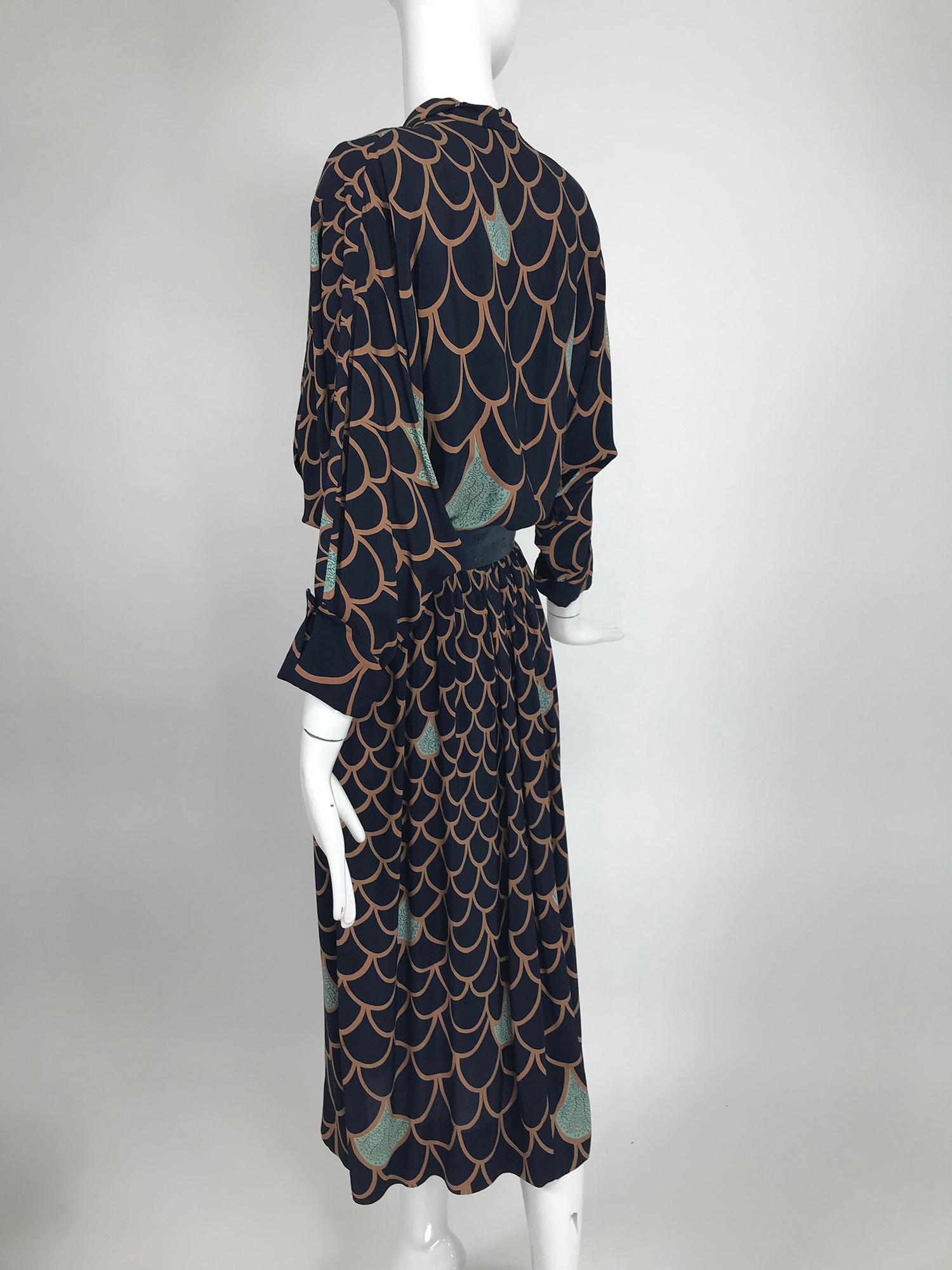 Women's Vintage Original Franklin Fashions Chicago Rayon Print Day Dress 1940s