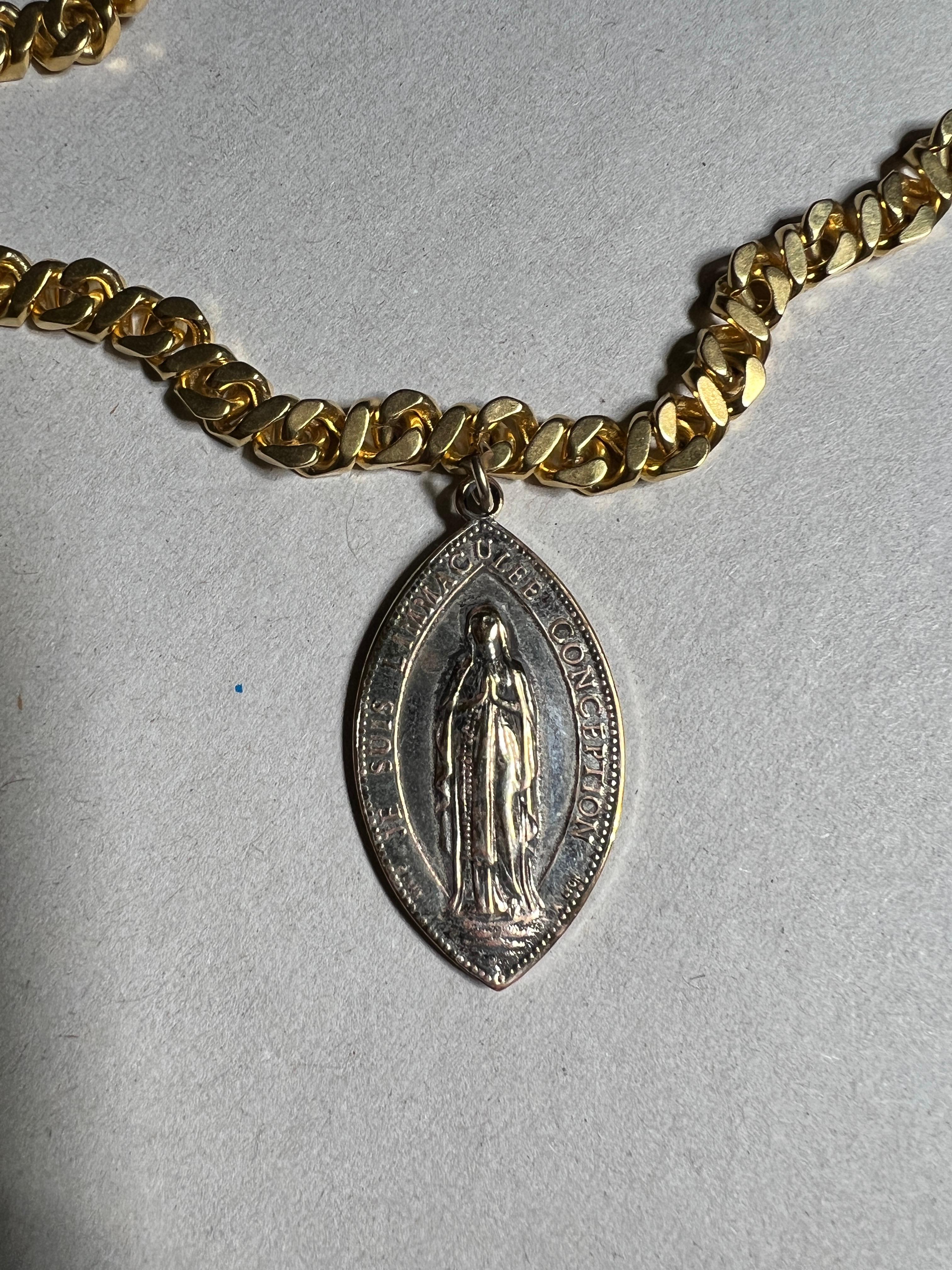Vintage Original Französisch Medal Anhänger vergoldet Kette Halskette im Angebot 6