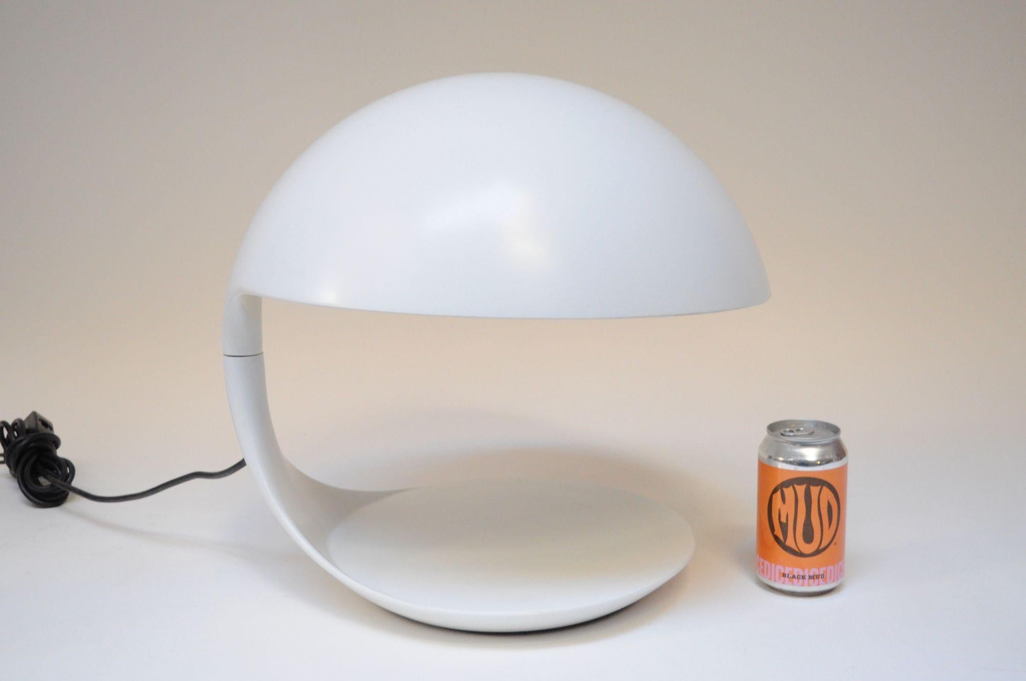 Vintage Original Italian Cobra Table Lamp by Elio Martinelli for Martinelli Luce For Sale 1