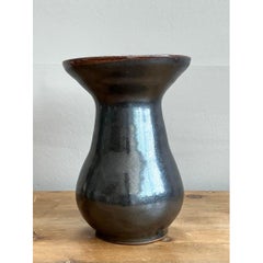 Vintage Original Studio Pottery Vase mit gestreiftem Rand