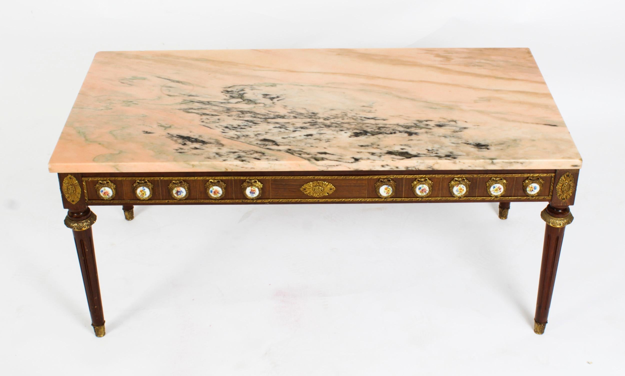 Couchtisch mit Goldbronze-Montierung und Marmorplatte im H&amp;amp;L Epstein-Stil, Mitte des Jahrhunderts im Angebot 14