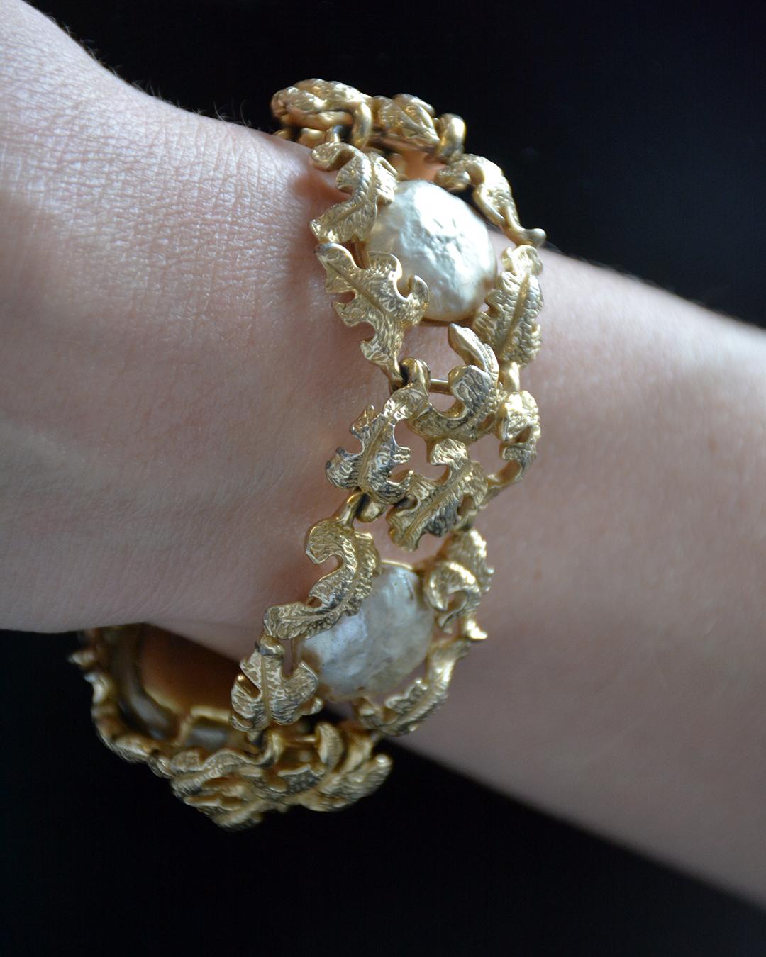 Women's or Men's Vintage Ornate Gold Floral Bracelet with Baroque Pearls, in style of Buccellati For Sale