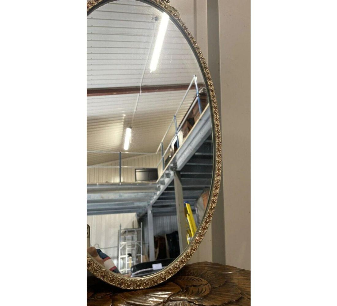 Vintage Ornate Gold Gilded Plaster Oval Mirror In Good Condition In Pulborough, GB