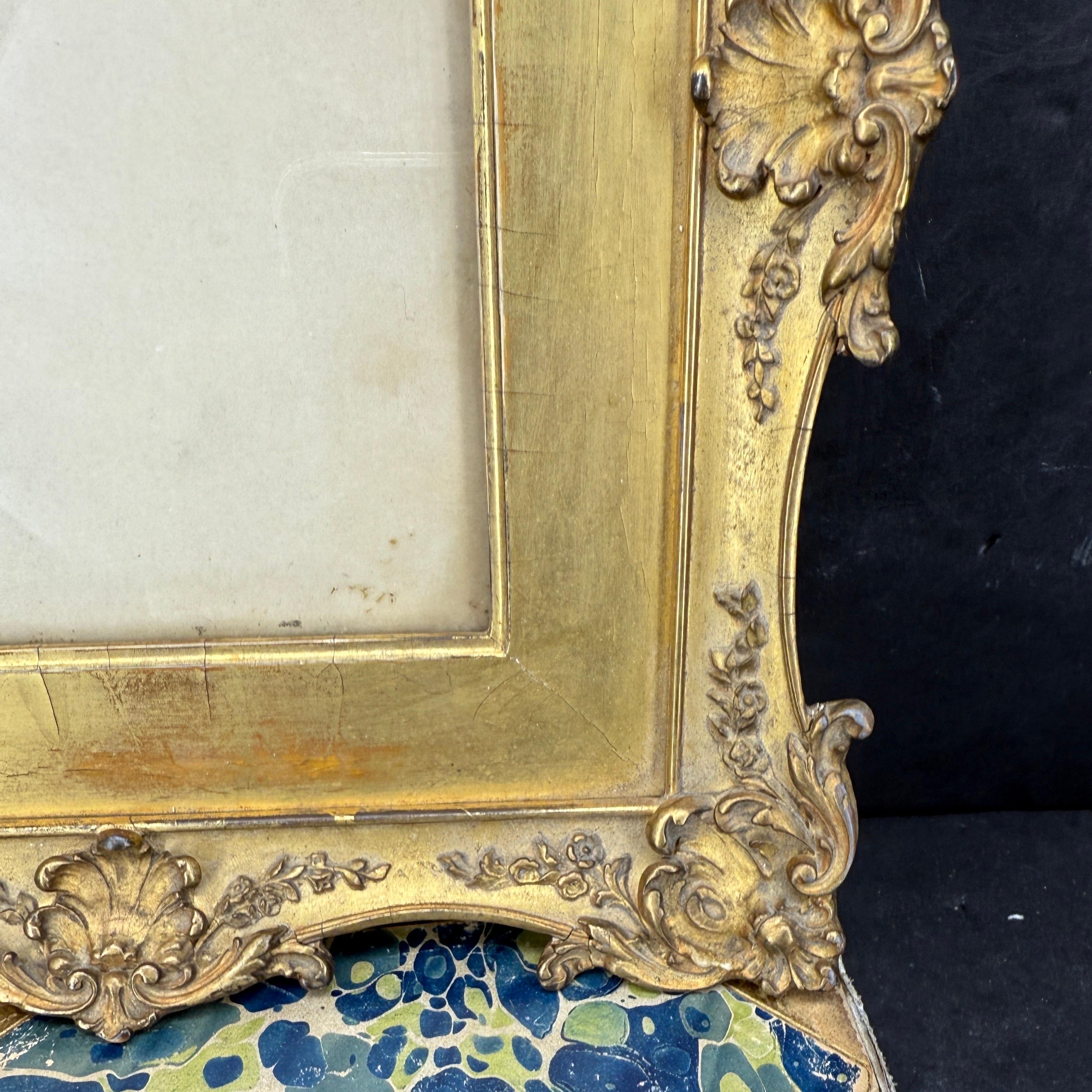 Cornice d'arte rettangolare dorata in stile rococò d'epoca in vendita 7
