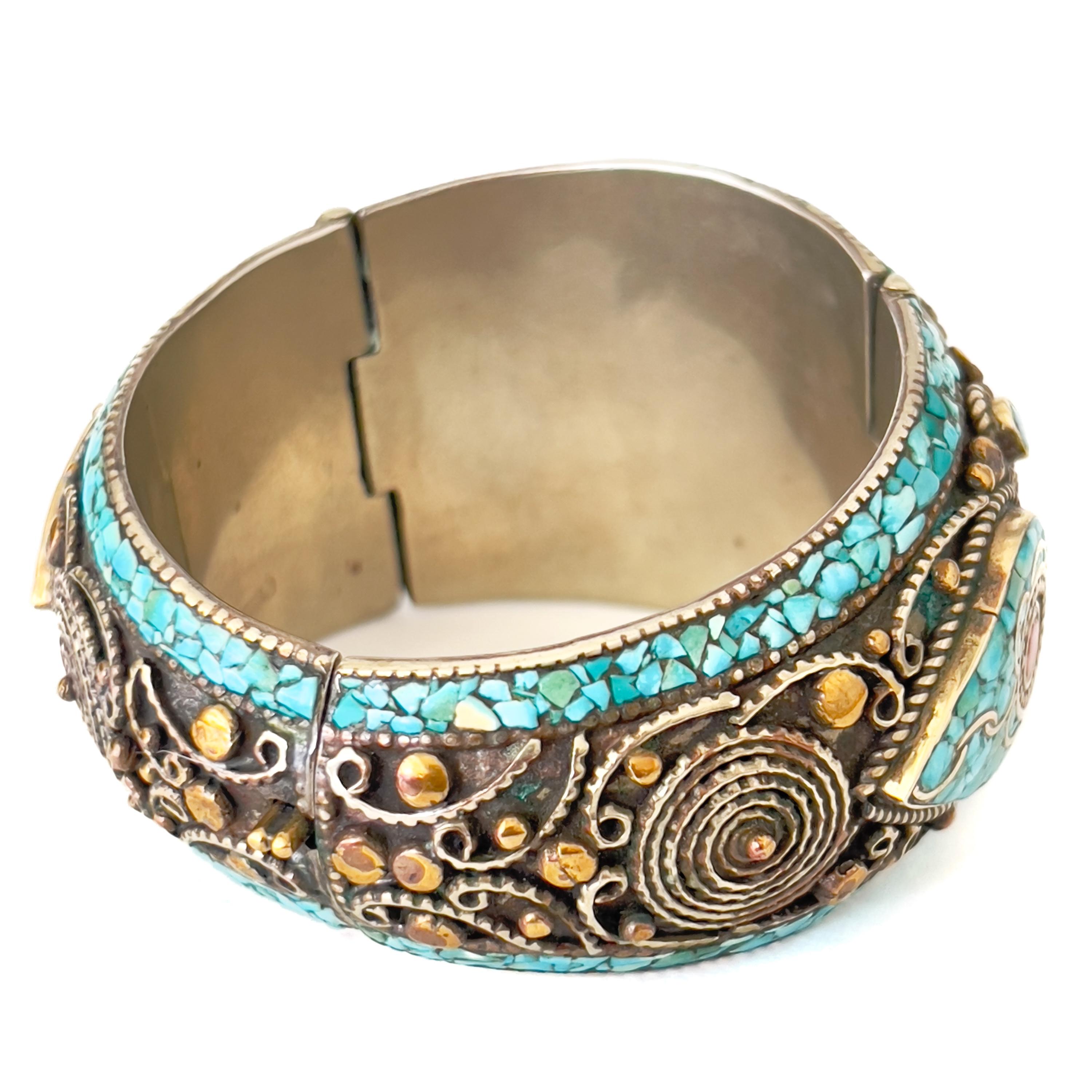 Vintage Ornate Silver Tibetan Turquoise and Ocher Stone Chunky Bracelet In Good Condition In Rotterdam, NL