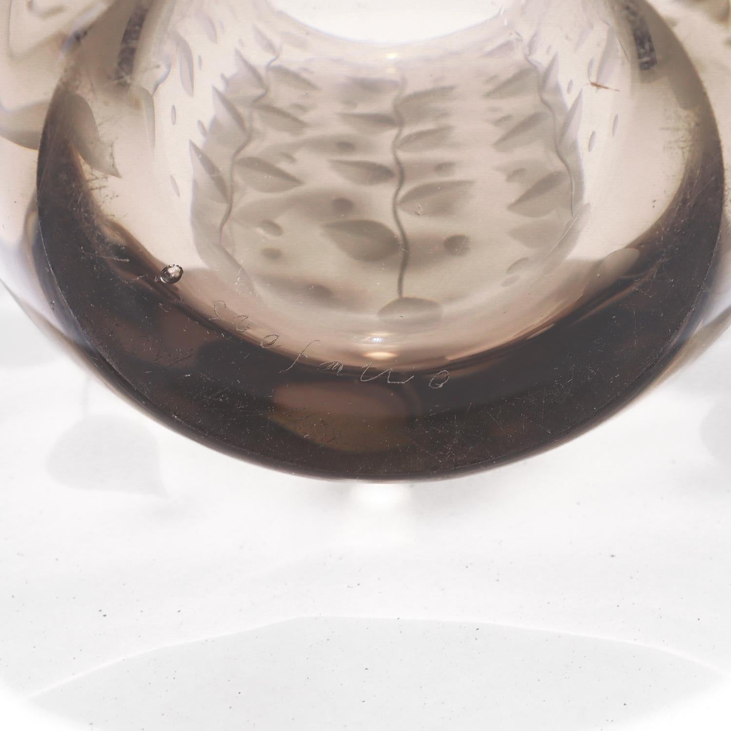 Vase d'art gris fumé Orrefors conçu par Edward Hald en vente 2