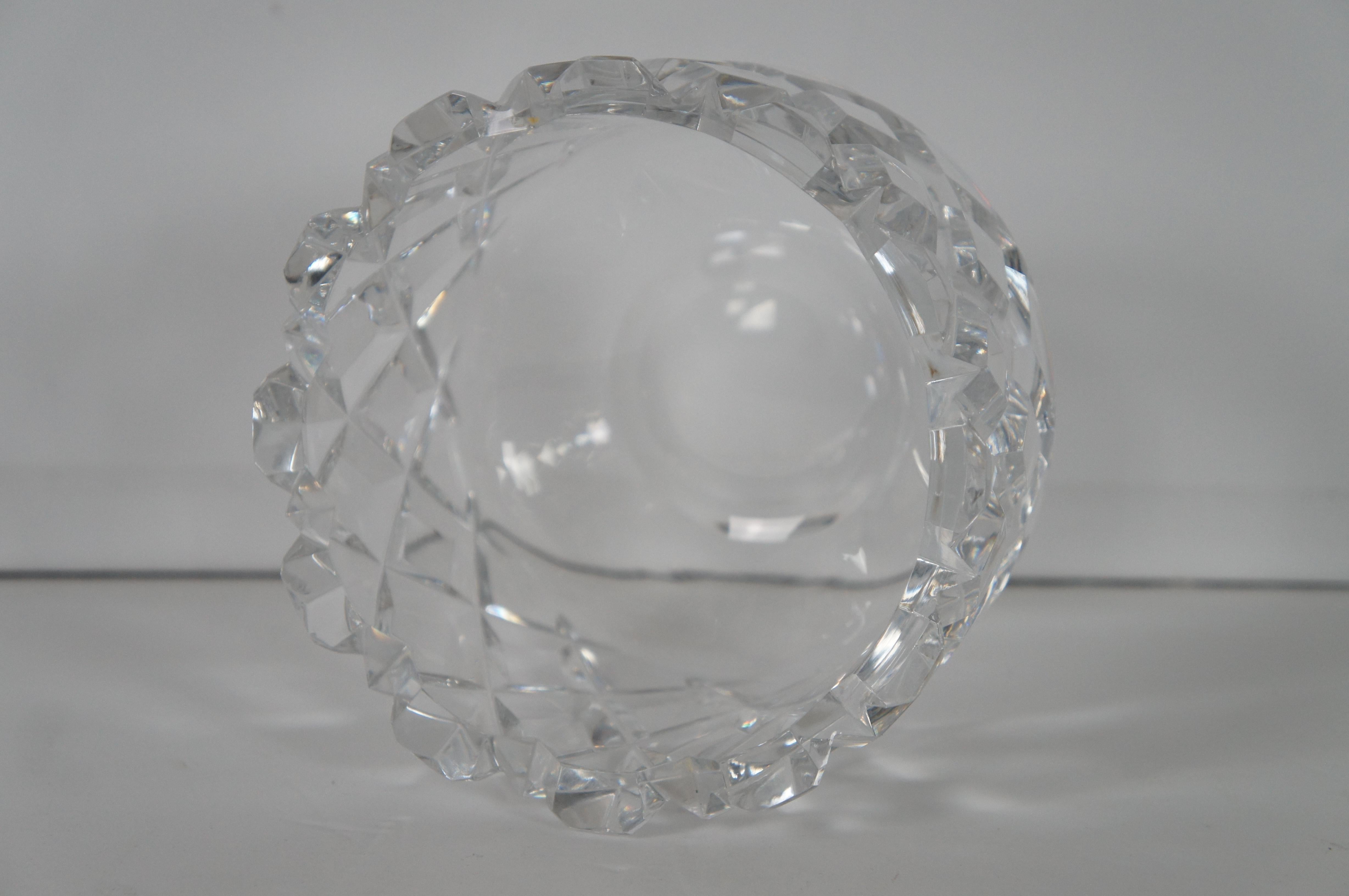 Vintage Orrefors Sofiero by Gunnar Cyren Cut Crystal Bowl Dish Signed #3834-121 In Good Condition For Sale In Dayton, OH