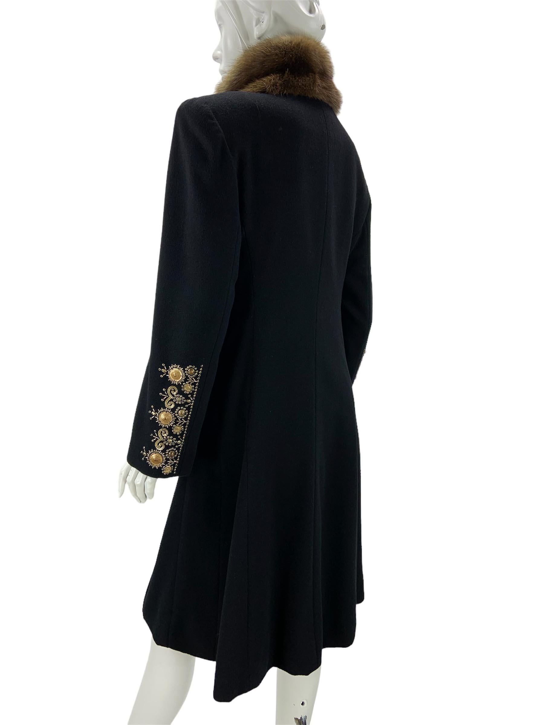 Vintage Oscar de la Renta Black Italian Cashmere Sable Hand Embellished Coat M For Sale 2
