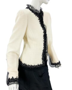 Vintage Oscar de la Renta Boucle White Lace and Beads Embellished Jacket US 8