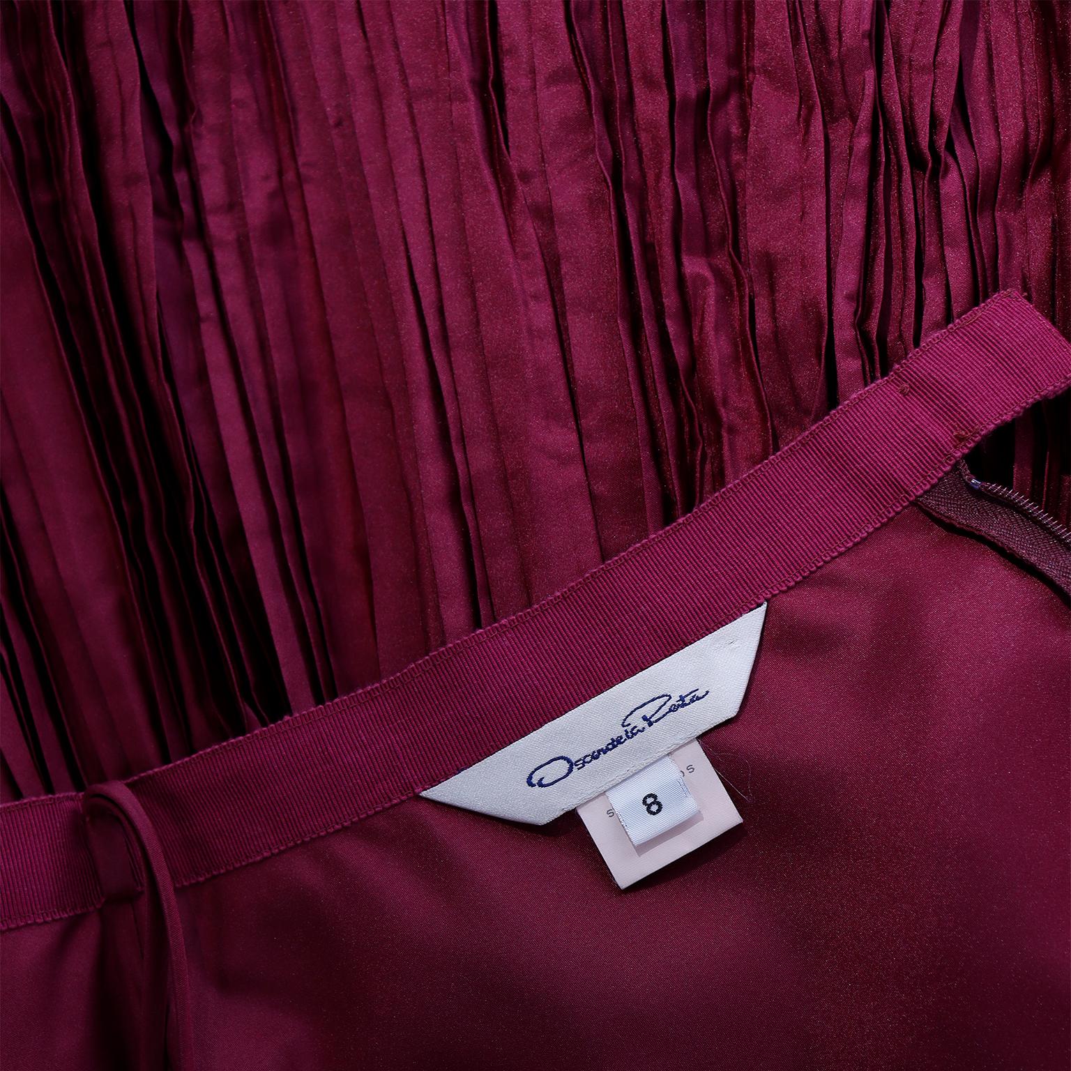 Oscar de la Renta Burgunderfarbener Vintage-Abendrock mit plissiertem Rüschen im Angebot 4