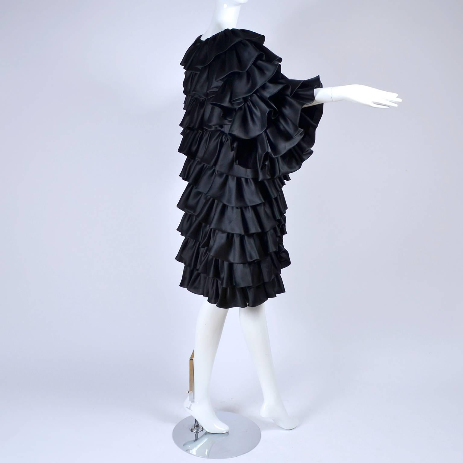 Women's Vintage Oscar de la Renta Silk Evening Coat with Black Ruffles Lined in Organza