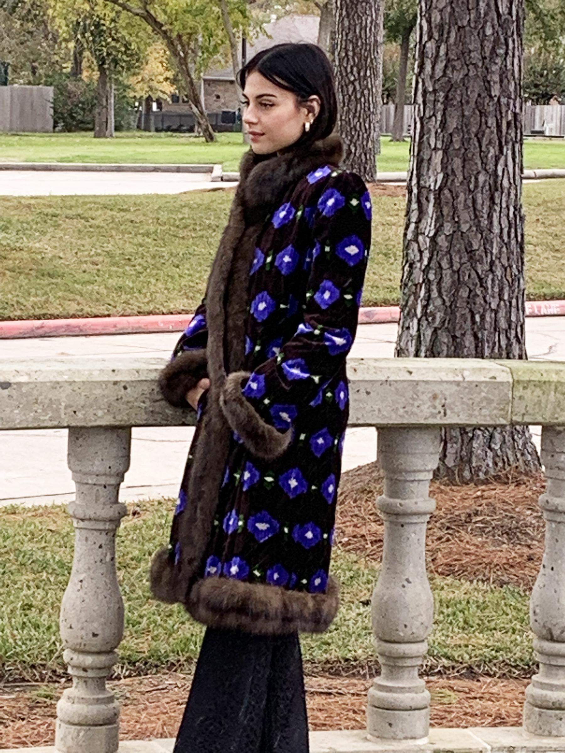 Oscar De La Renta Vintage A/I 2005 Cappotto in seta con stampa ikat e finiture in zibellino US 6 in vendita 5