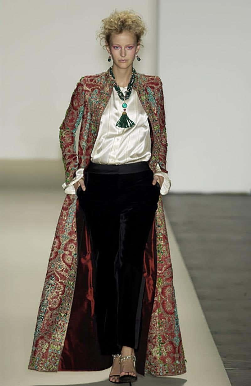 Women's Vintage Oscar de la Renta long brocade velvet coat