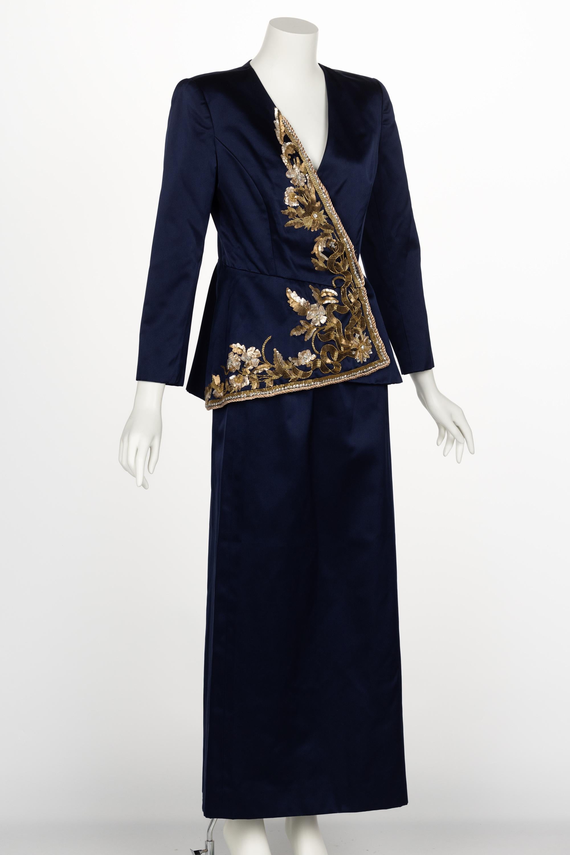 Vintage Oscar de la Renta Navy Satin Gold Embellished Skirt Suit F/W 1992 In Excellent Condition For Sale In Boca Raton, FL