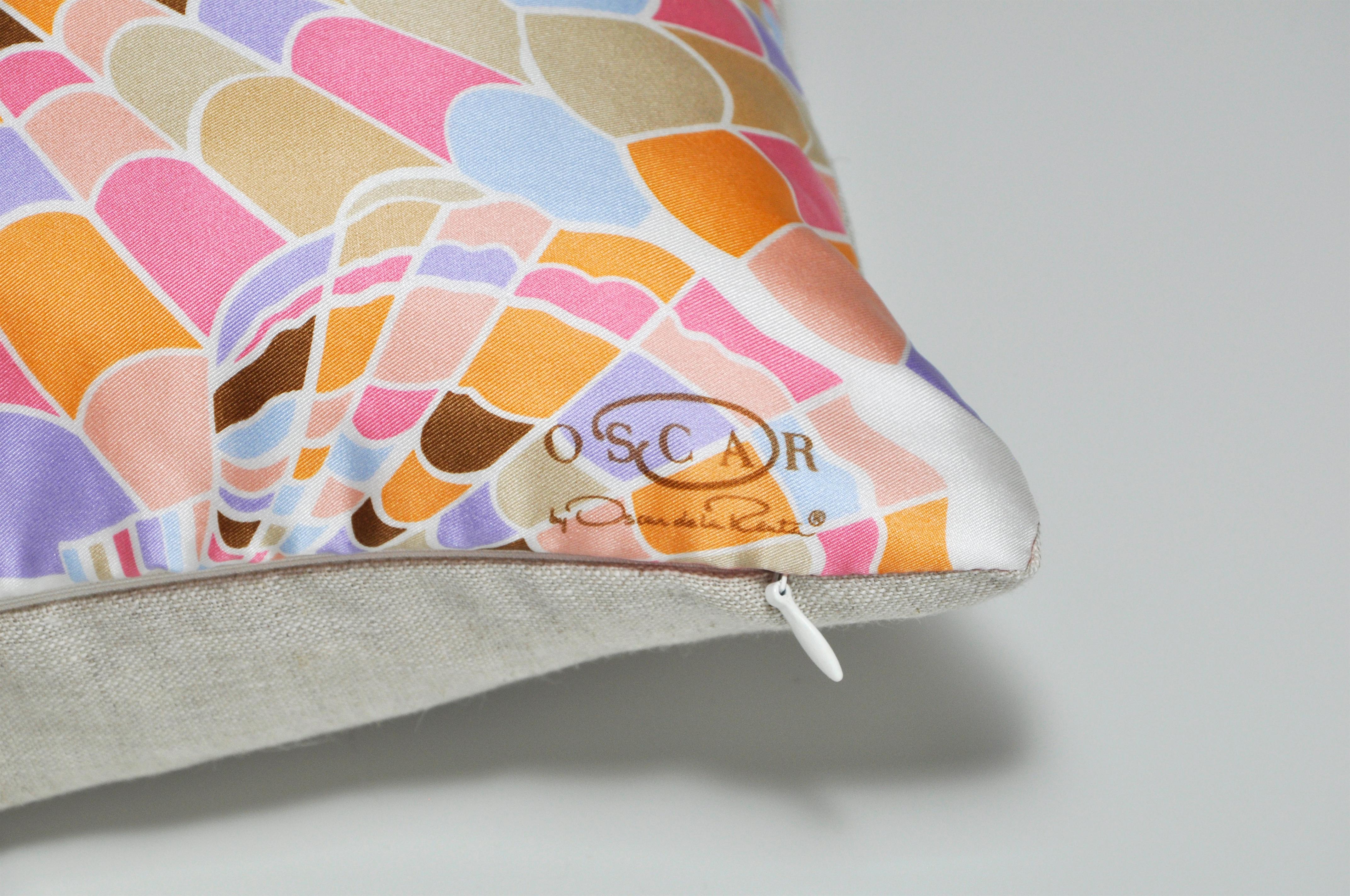 Title:
Vintage Oscar de la Renta pink silk scarf with Irish linen cushion pillow pink

Description: 
Custom made one-of-a-kind set (which can be bought separately) of luxury cushions / pillows created from an exquisite silk ‘O Oscar by Oscar de la