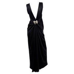 1986 Oscar de la Renta Plunging Back Evening Dress W Rhinestone Bow Brooch