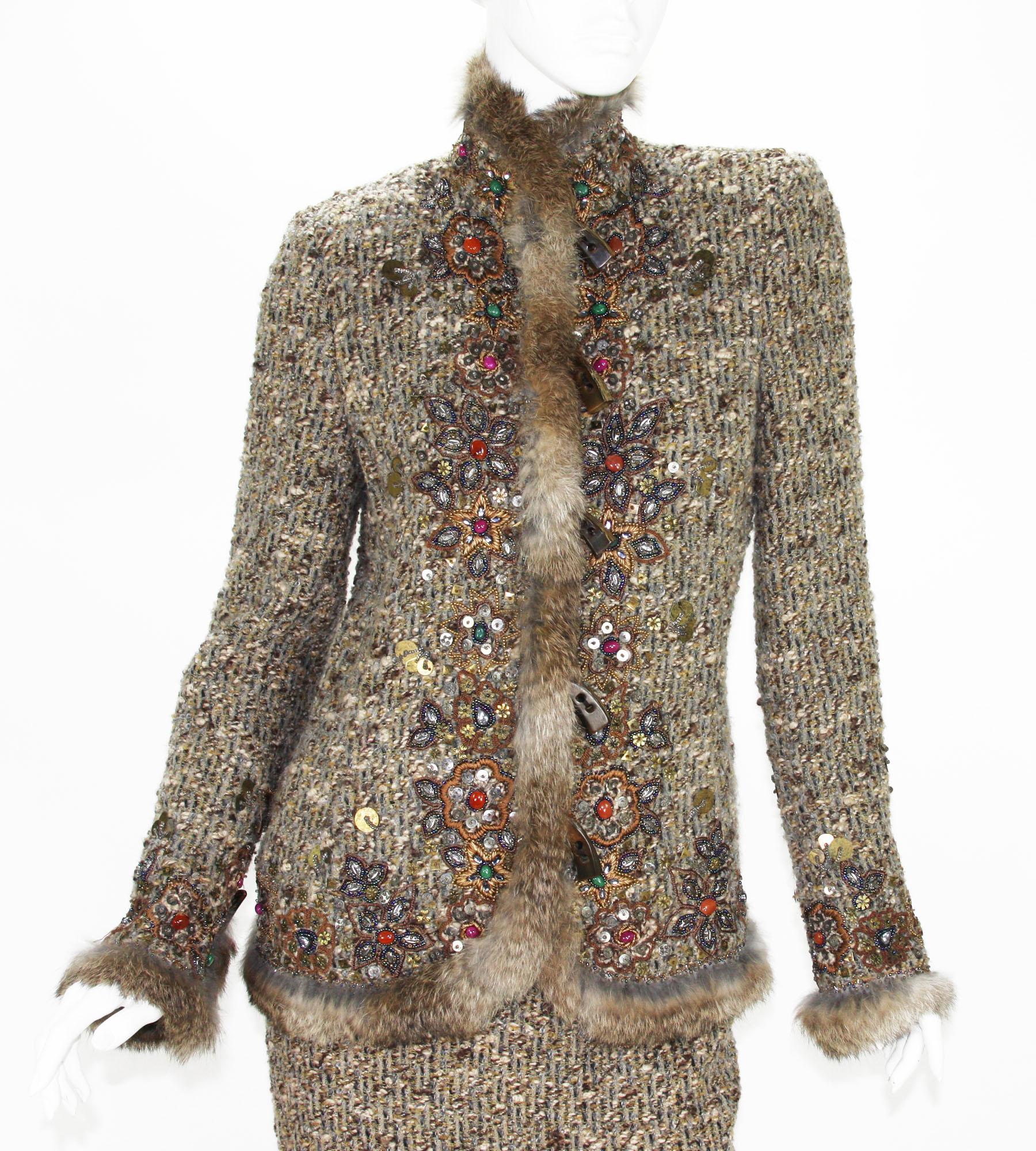 Oscar De La Renta 2004 Runway Campaign Embellished Fur Trim Skirt Suit ...