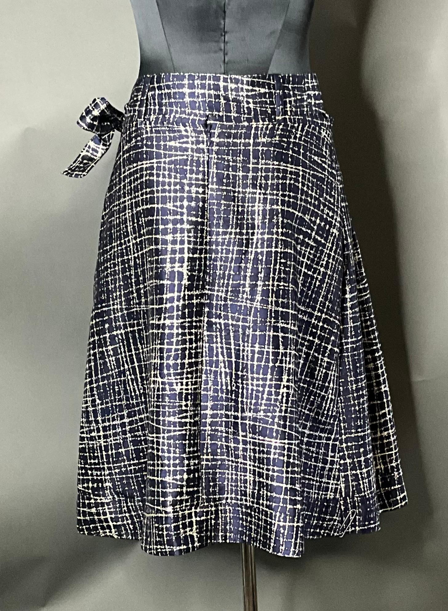 Vintage Oscar de la Renta Silk Belted Skirt For Sale 1