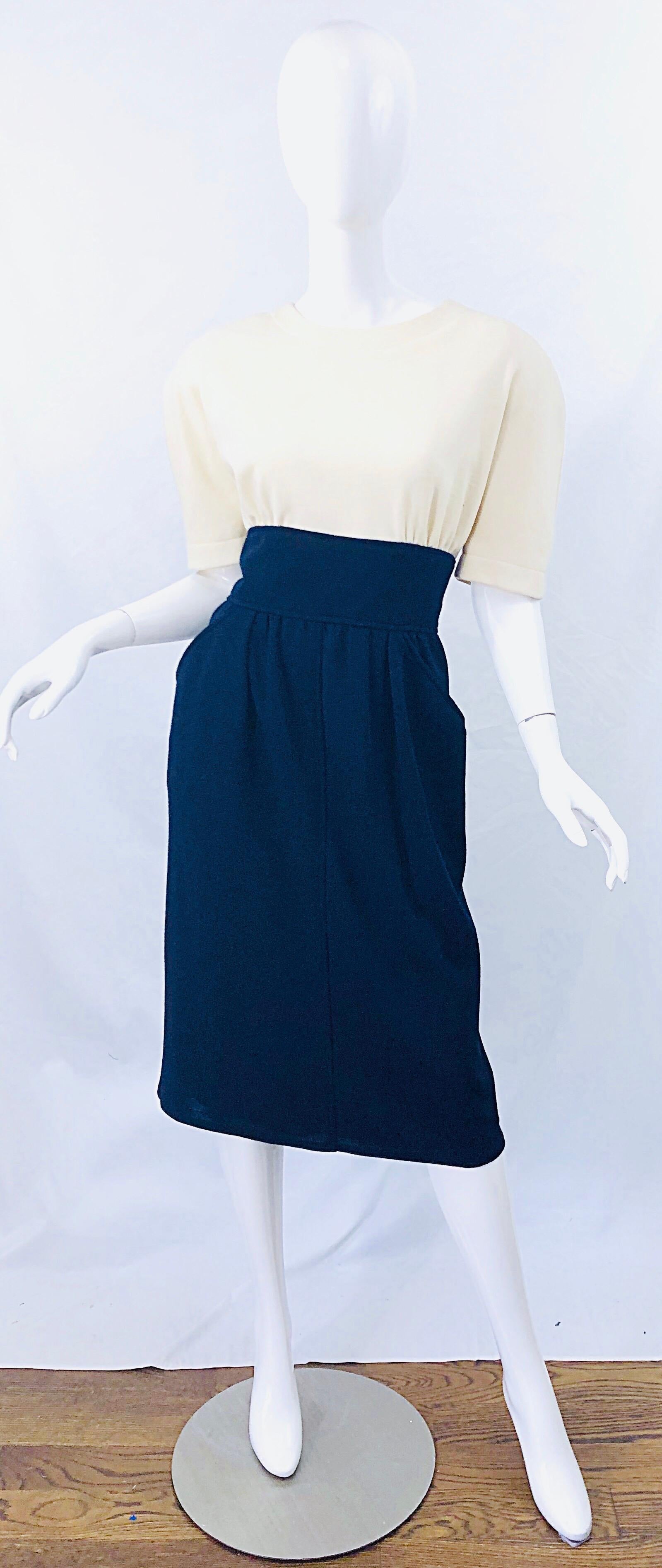Vintage Oscar de la Renta Size 10 / 12 1980s Navy Blue + Ivory Wool 80s Dress 9