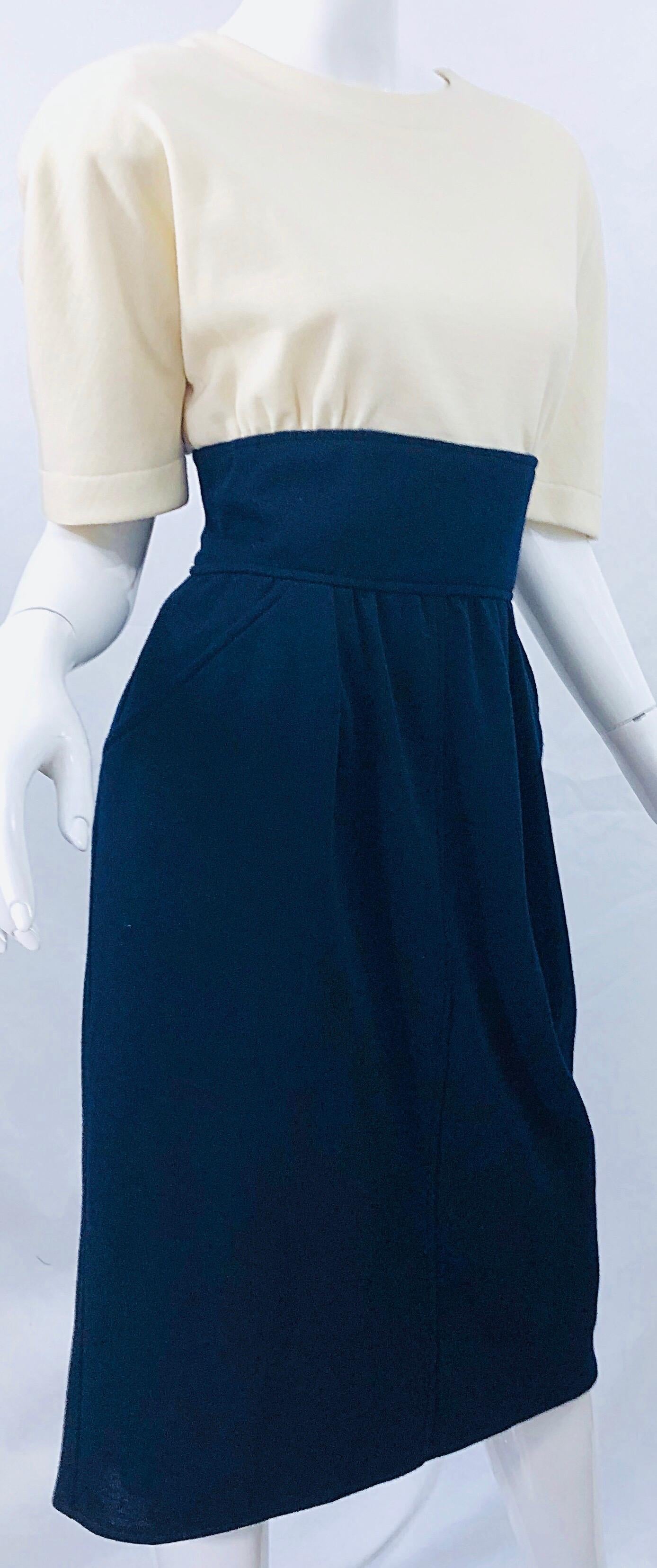 Vintage Oscar de la Renta Size 10 / 12 1980s Navy Blue + Ivory Wool 80s Dress 4