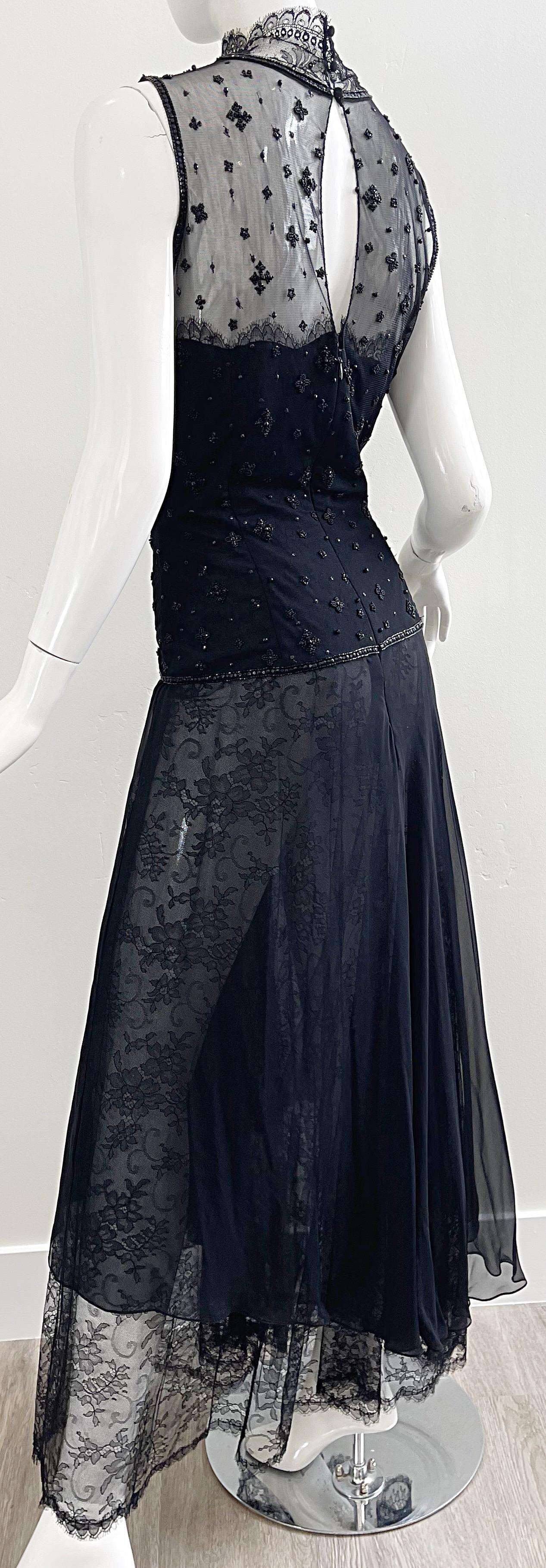 Vintage Oscar de la Renta Sheer Size 10 / 12 Black Silk Chantilly Lace Gown  For Sale 6