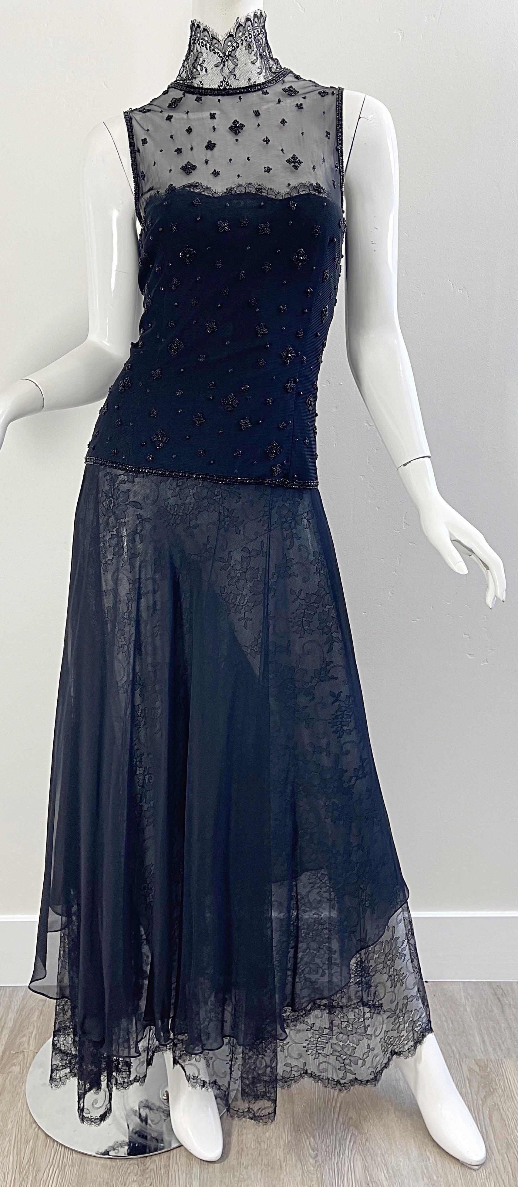 Vintage Oscar de la Renta Sheer Size 10 / 12 Black Silk Chantilly Lace Gown  For Sale 7