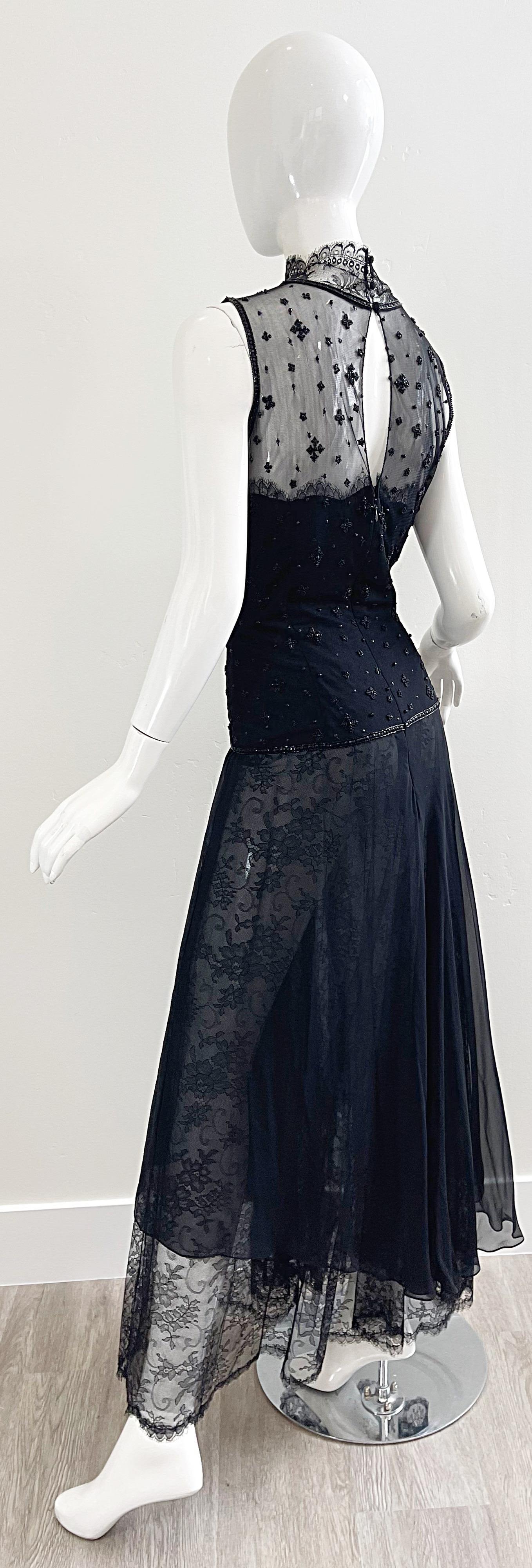 Vintage Oscar de la Renta Sheer Size 10 / 12 Black Silk Chantilly Lace Gown  For Sale 11