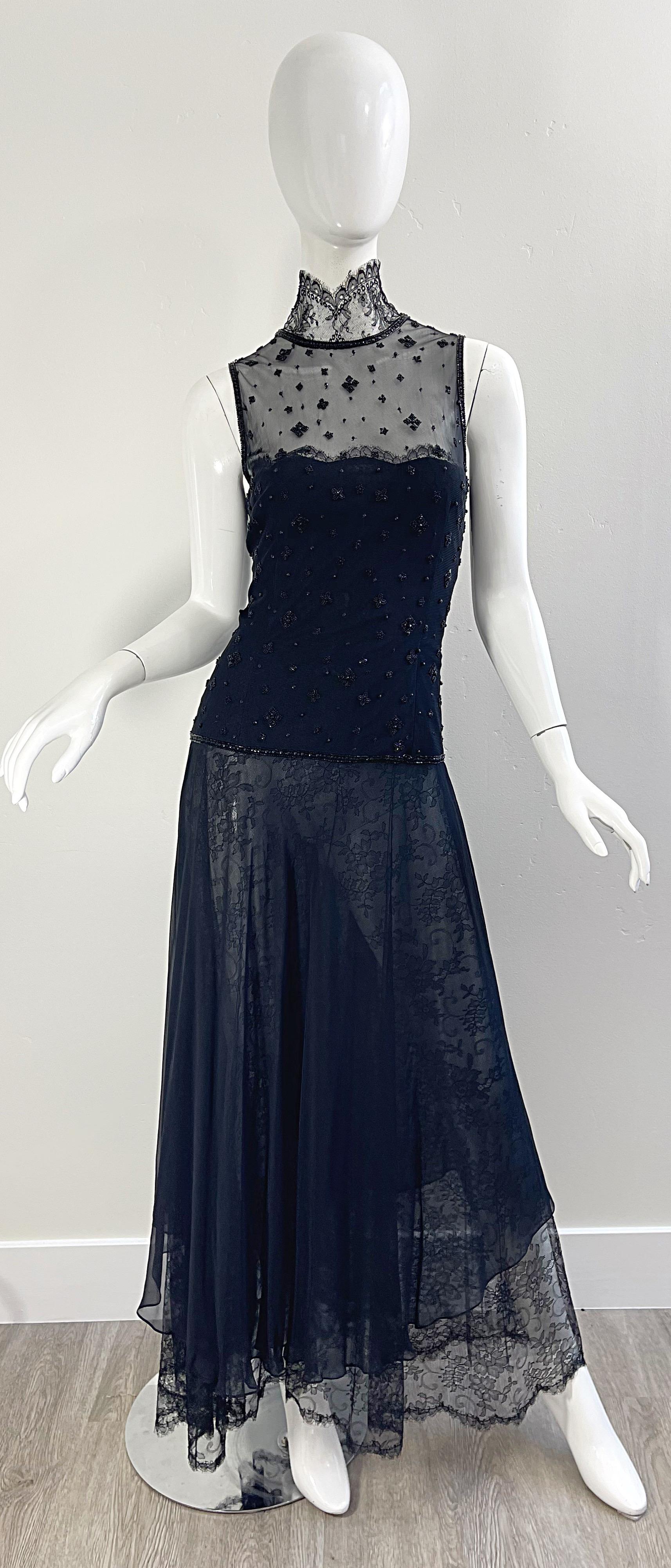 Vintage Oscar de la Renta Sheer Size 10 / 12 Black Silk Chantilly Lace Gown  For Sale 13