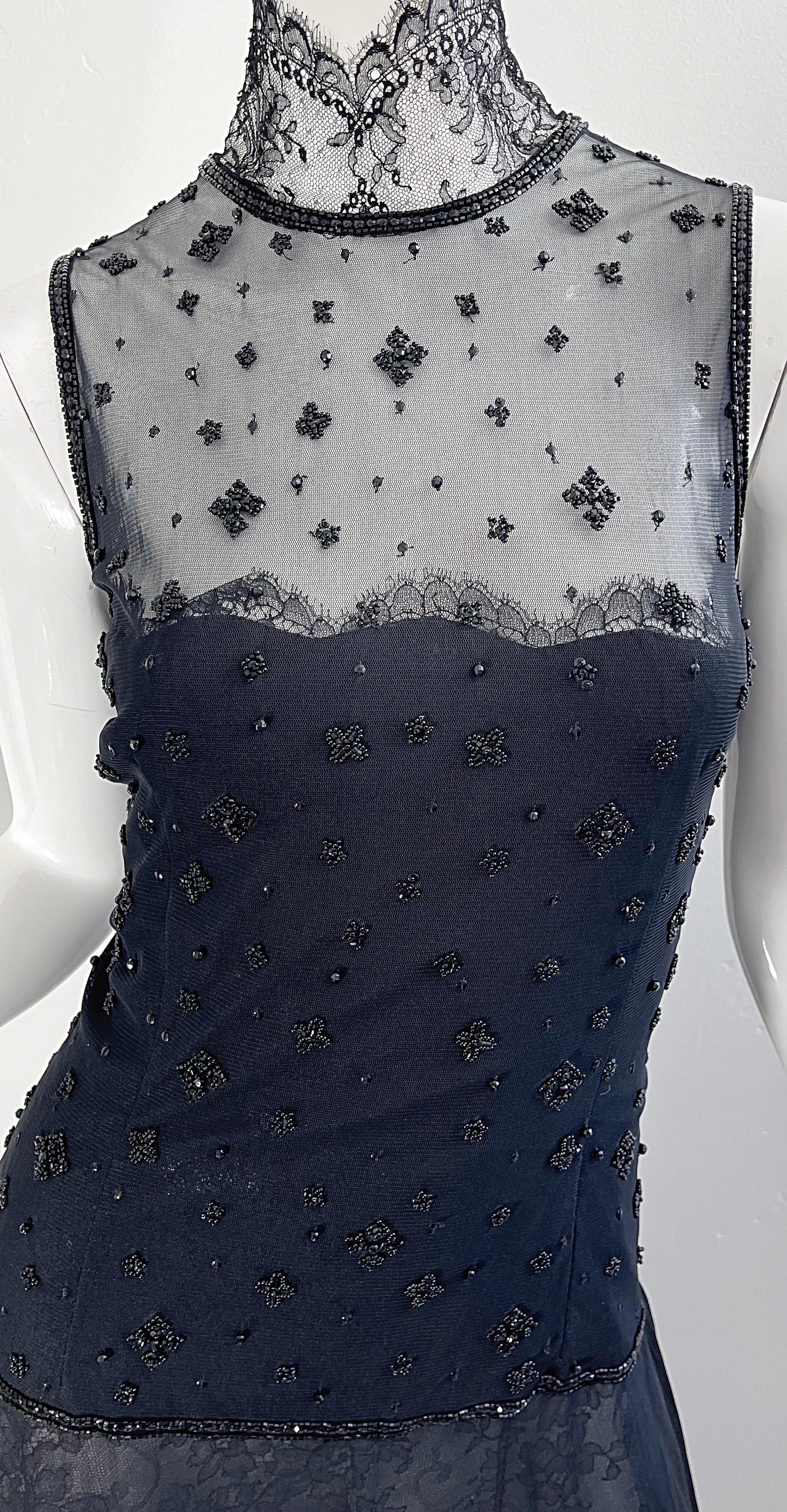 Vintage Oscar de la Renta Sheer Size 10 / 12 Black Silk Chantilly Lace Gown  In Excellent Condition For Sale In San Diego, CA