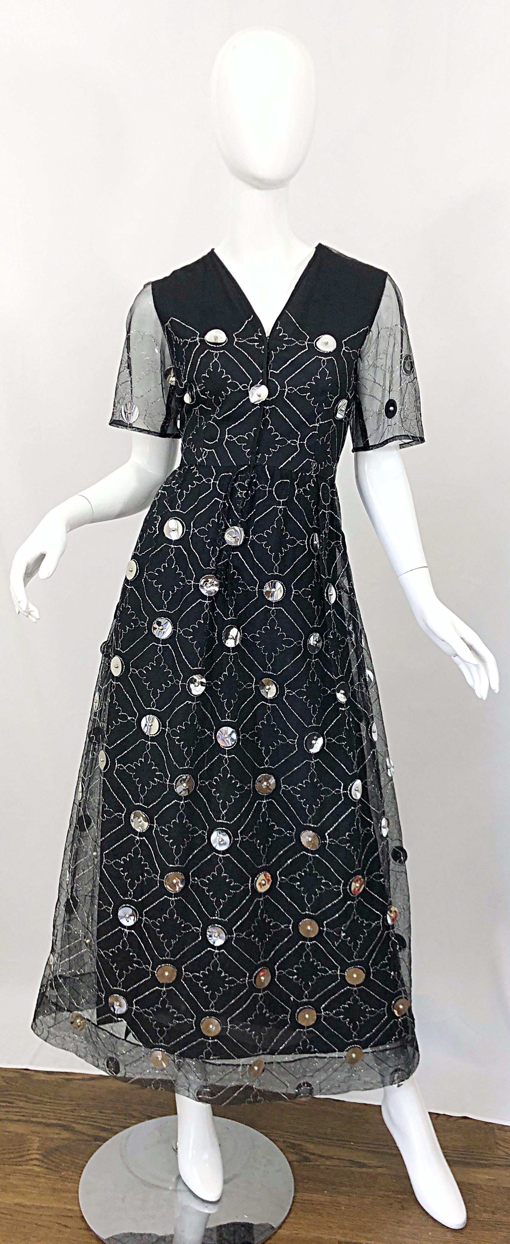 Vintage Oscar de la Renta Sz 8 10 1970s Black Tulle + Silver Pailletes 70s Gown 11