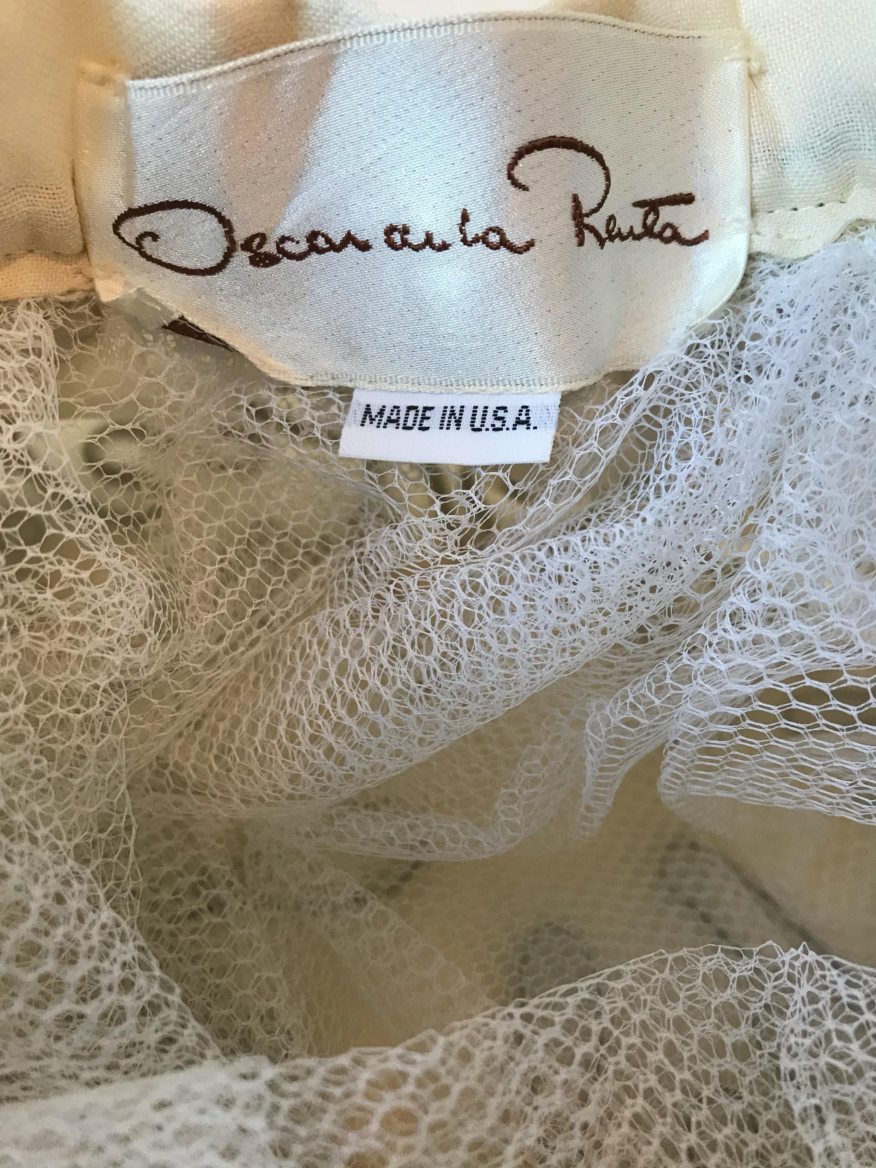 Women's or Men's Vintage Oscar De La Renta White Silk Skirt with Black Embroidery For Sale
