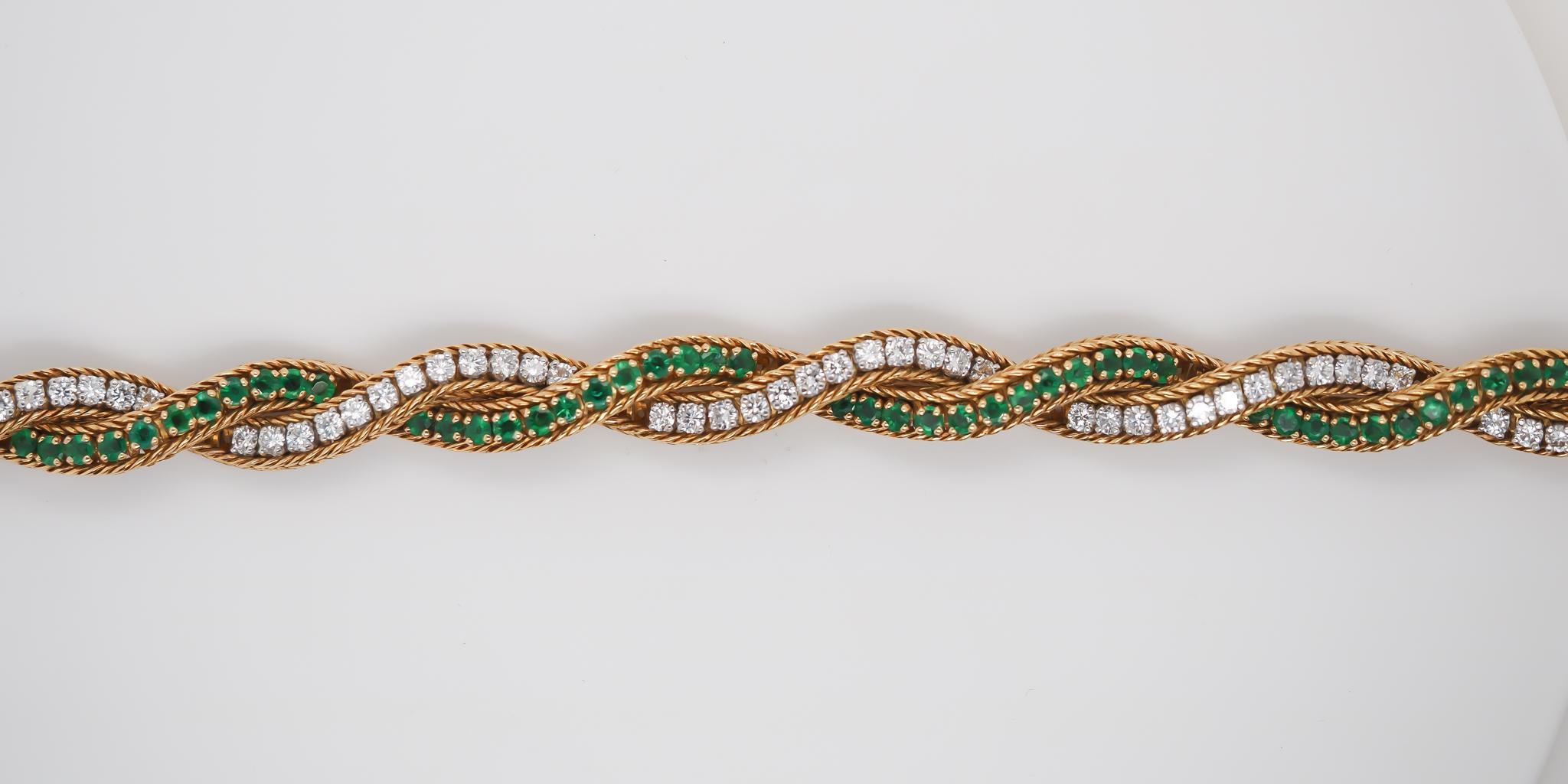Year: 1980s

Maker: Oscar Heyman (Signed with Serial Numbers on Tounge)

Item Details:
Metal Type: 18K Yellow Gold [Hallmarked, and Tested]
Weight: 39.0 grams (All Items Total)

Stone Details: Natural, Emerald, Round Brilliant, 4.50ct total