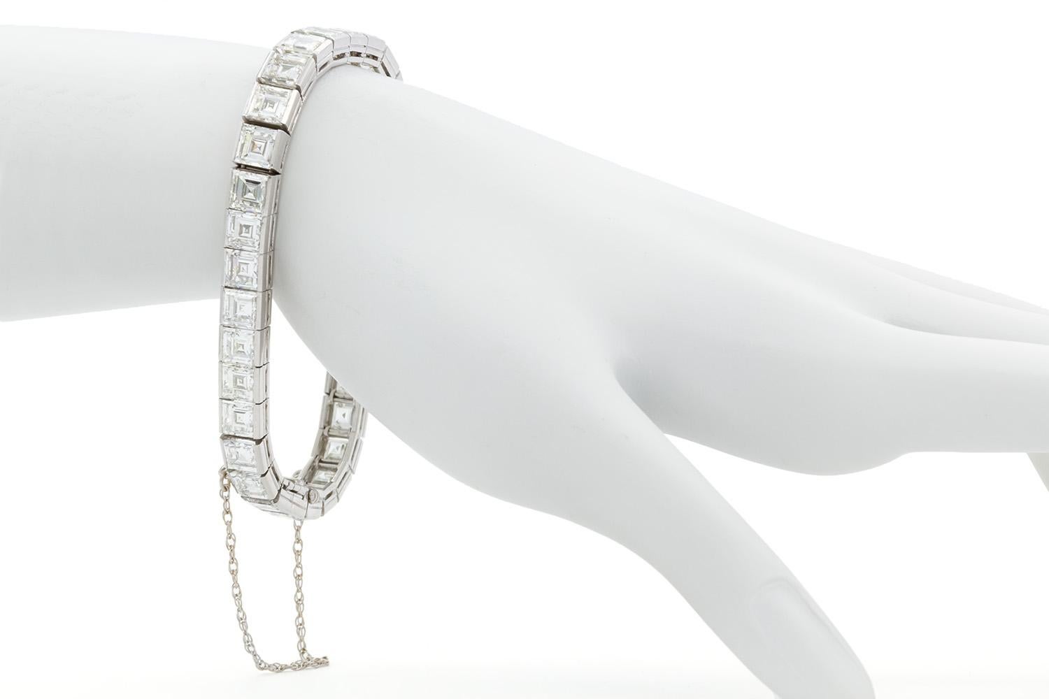 Bracciale vintage Oscar Heyman in platino e diamanti taglio Carrs 25.00ctw in vendita 2